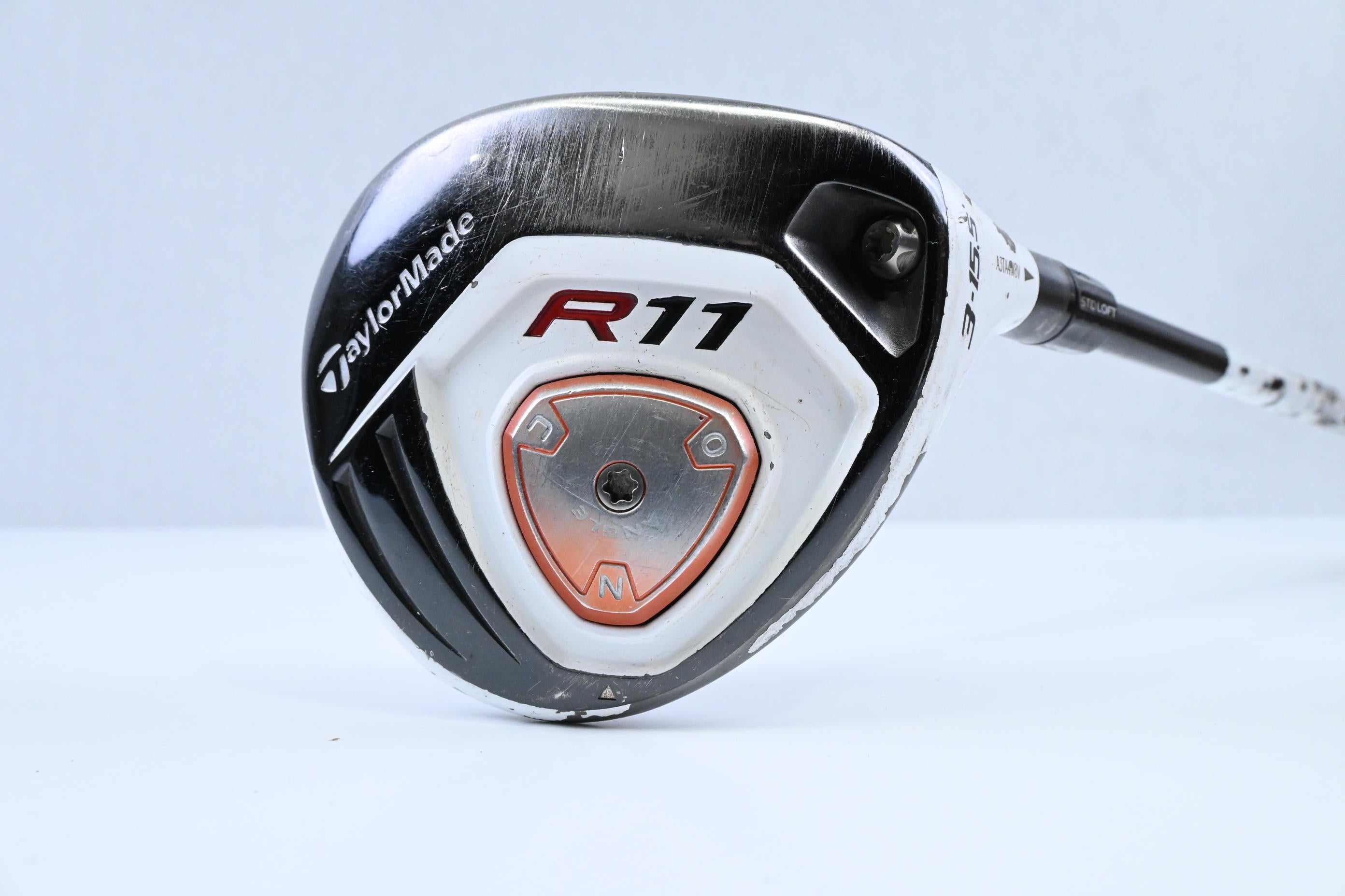 Taylormade R11 #3 Wood / 15.5 Degree / Regular Flex Fujikura Blur 70