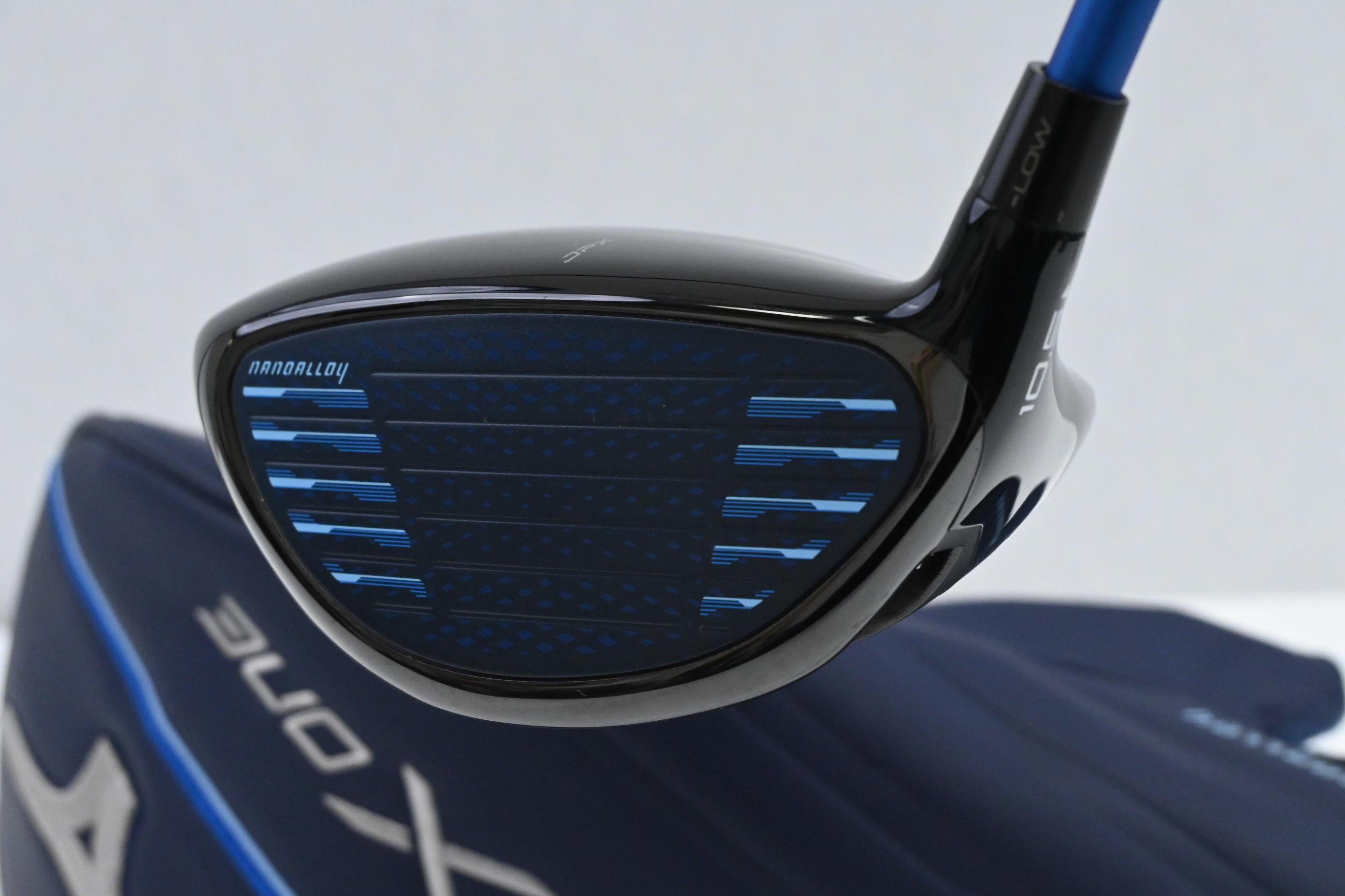 Mizuno JPX One Driver / 10.5 Degree / Regular Flex Denali Frost Blue 50 Shaft