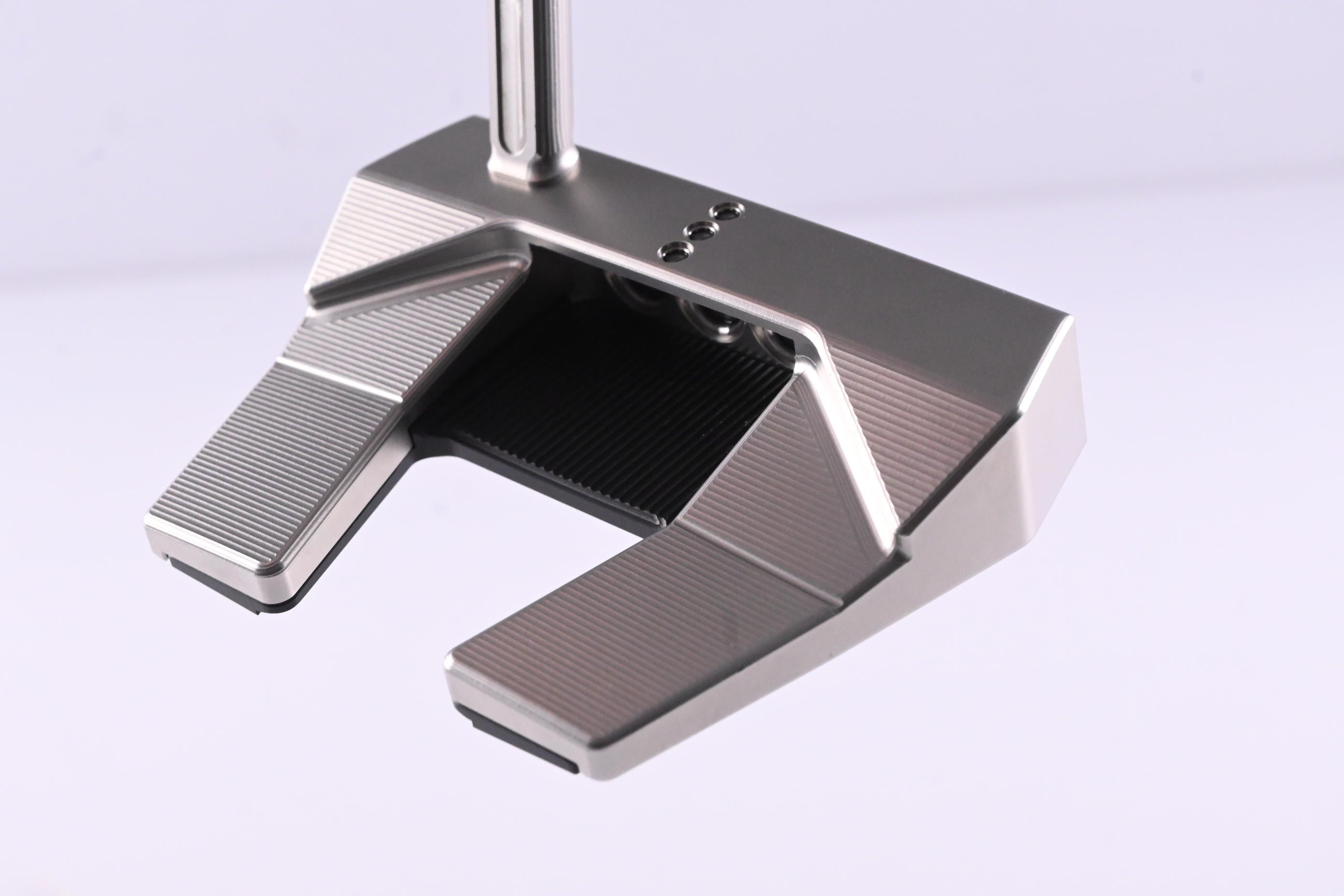 Scotty Cameron 2024 Phantom 5.5 Putter / 35 Inch