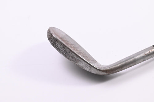 Cleveland CG12 Sand Wedge / 54 Degree / Wedge Flex Dynamic Gold Shaft