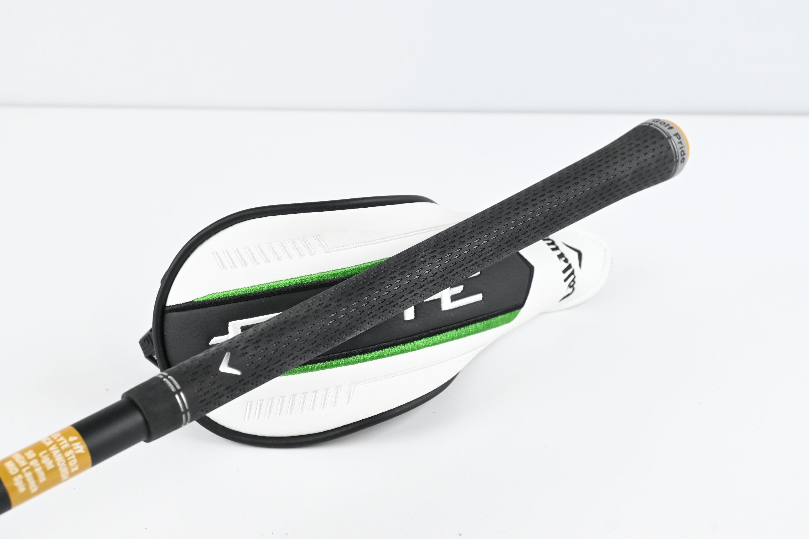 Callaway Elyte #4 Hybrid / 22 Degree / Senior Flex Vanquish 5 Shaft