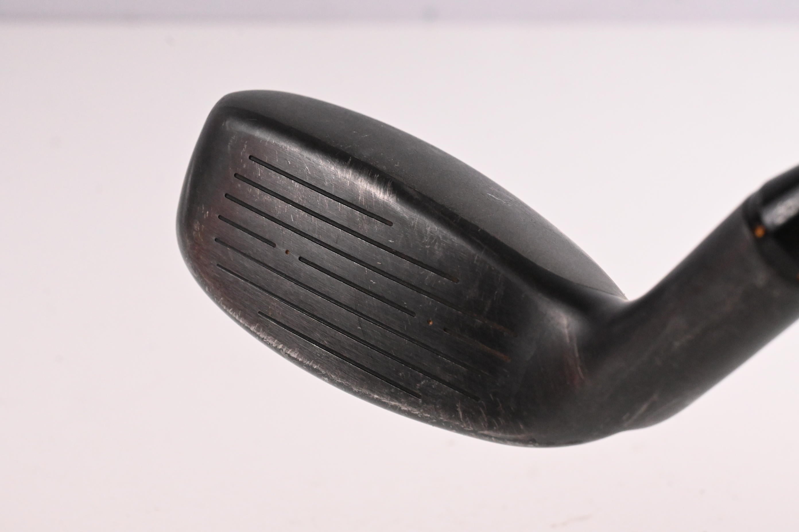 Wilson Staff FG Tour M3 #4 Hybrid / 21 Degree / Regular Flex Aldila RIP Phenom