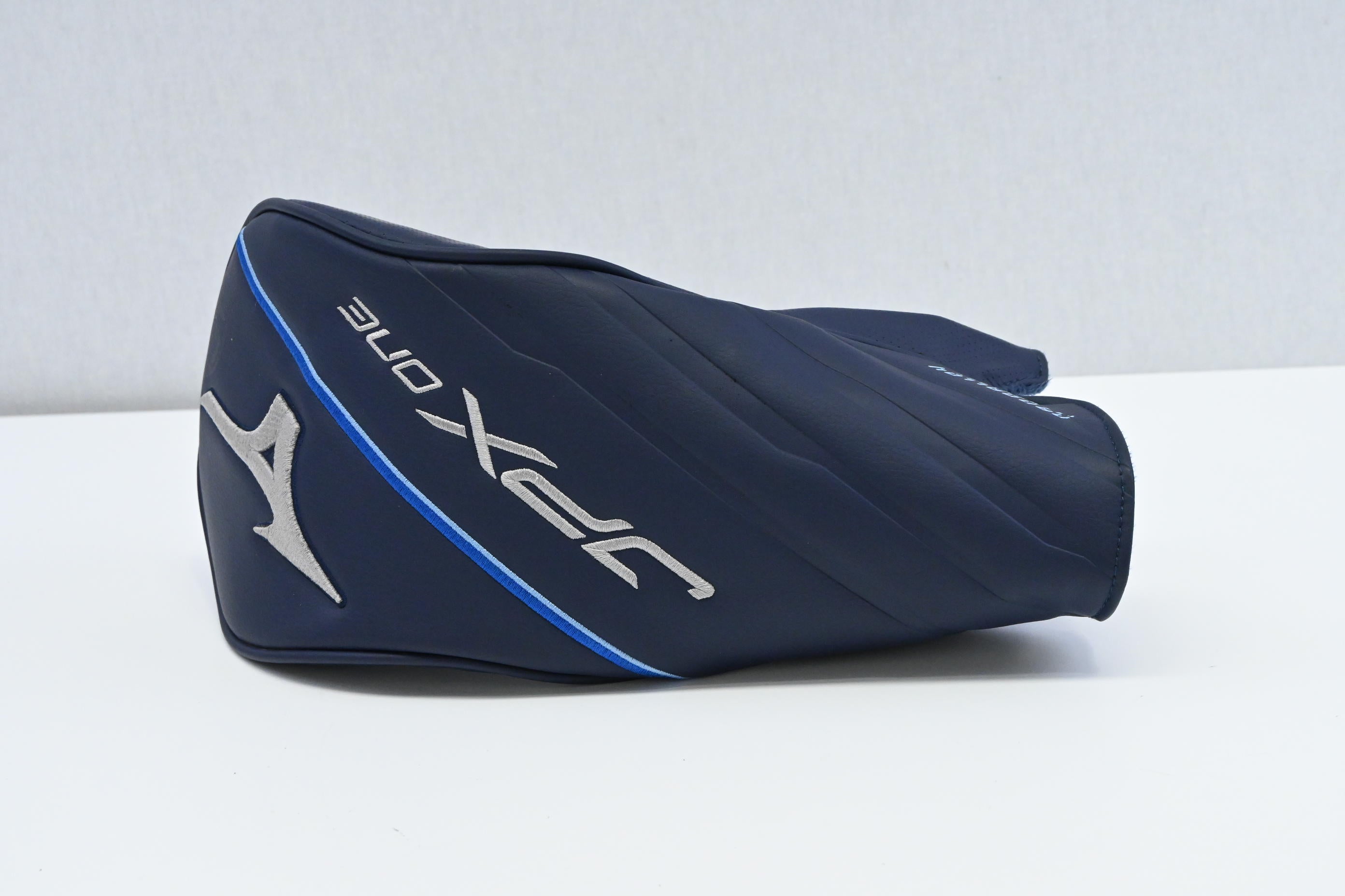 Mizuno JPX One Driver / 10.5 Degree / Regular Flex Denali Frost Blue 50 Shaft