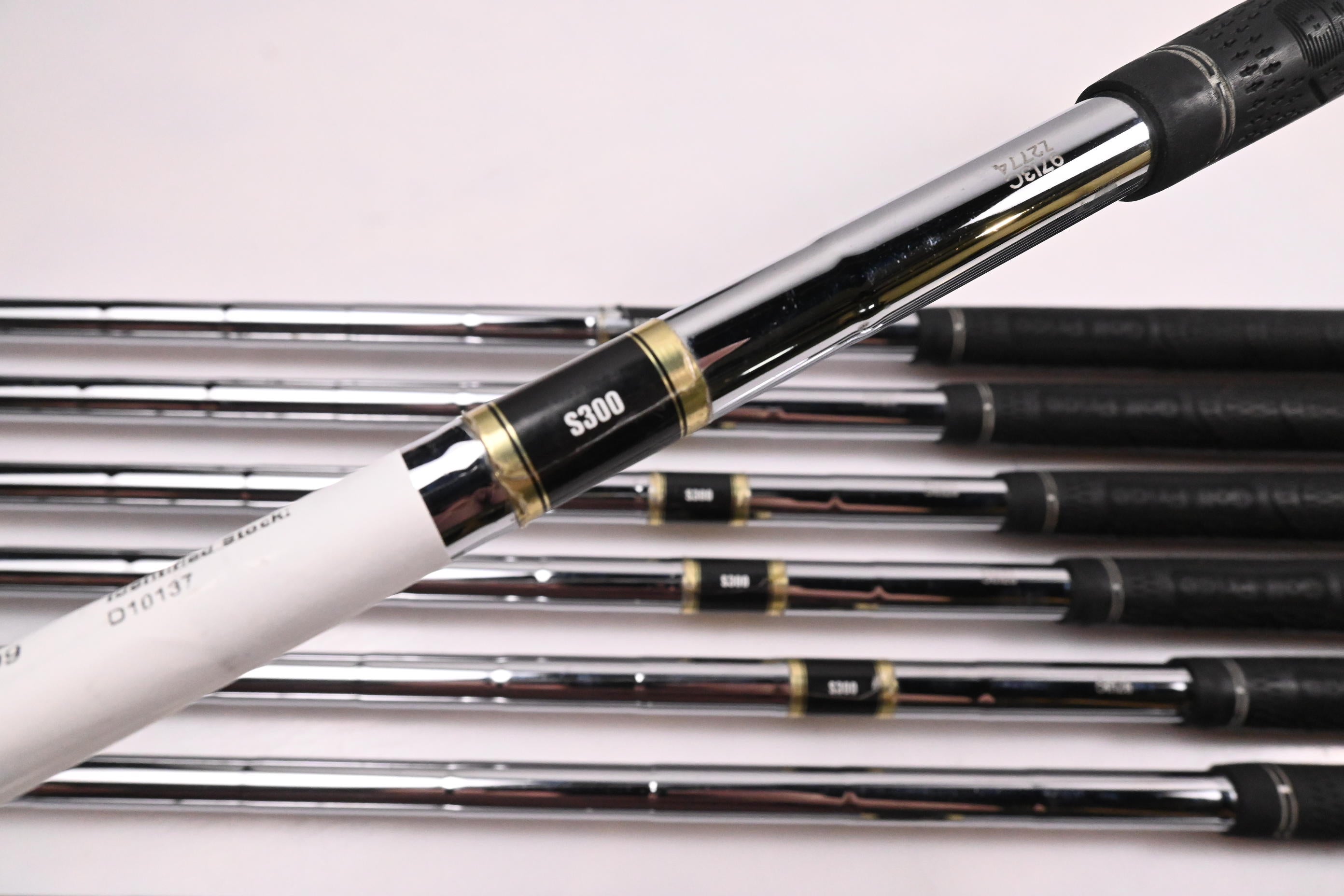 Mizuno MX-300 Irons / 3-PW / Stiff Flex True Temper Dynamic Gold S300 Shafts