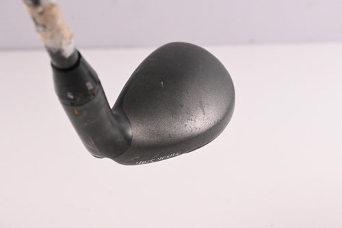 Wilson Staff FG Tour M3 #4 Hybrid / 21 Degree / Regular Flex Aldila RIP Phenom