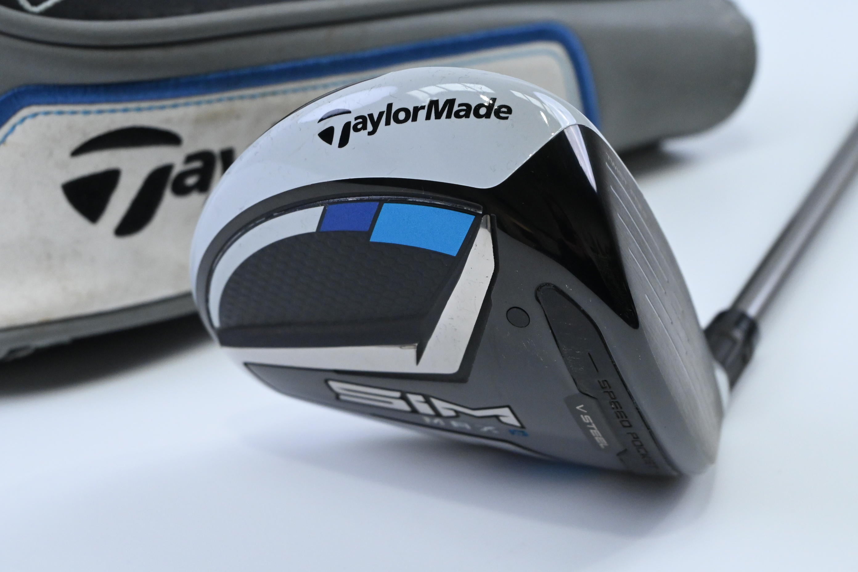 Taylormade SIM2 Max D #3 Wood / 16 Degree / Regular Flex UST Helium 5 Shaft