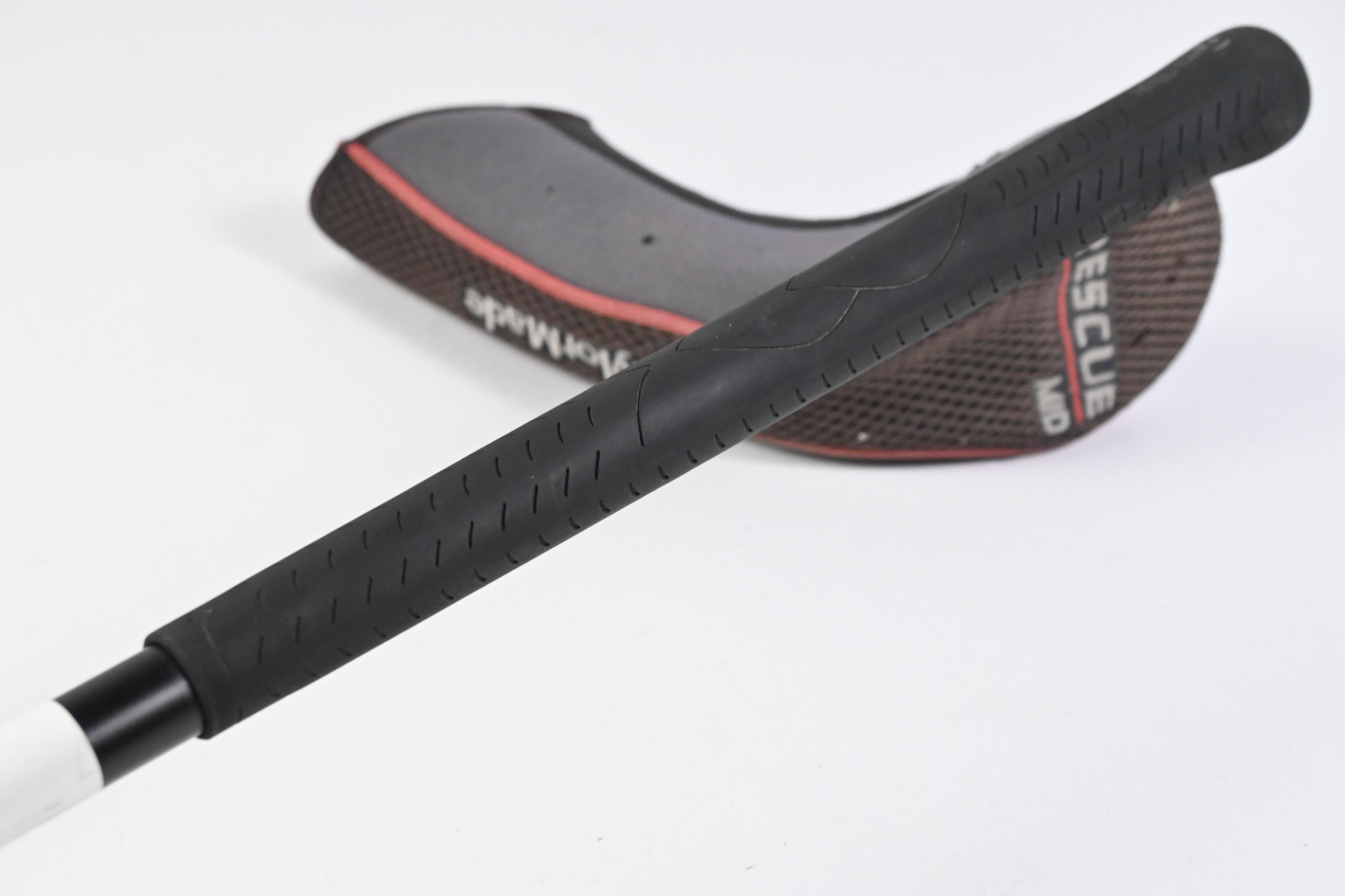 Left Hand Taylormade Rescue Mid #2 Hybrid / 16 Degree / Regular Flex Ultralite