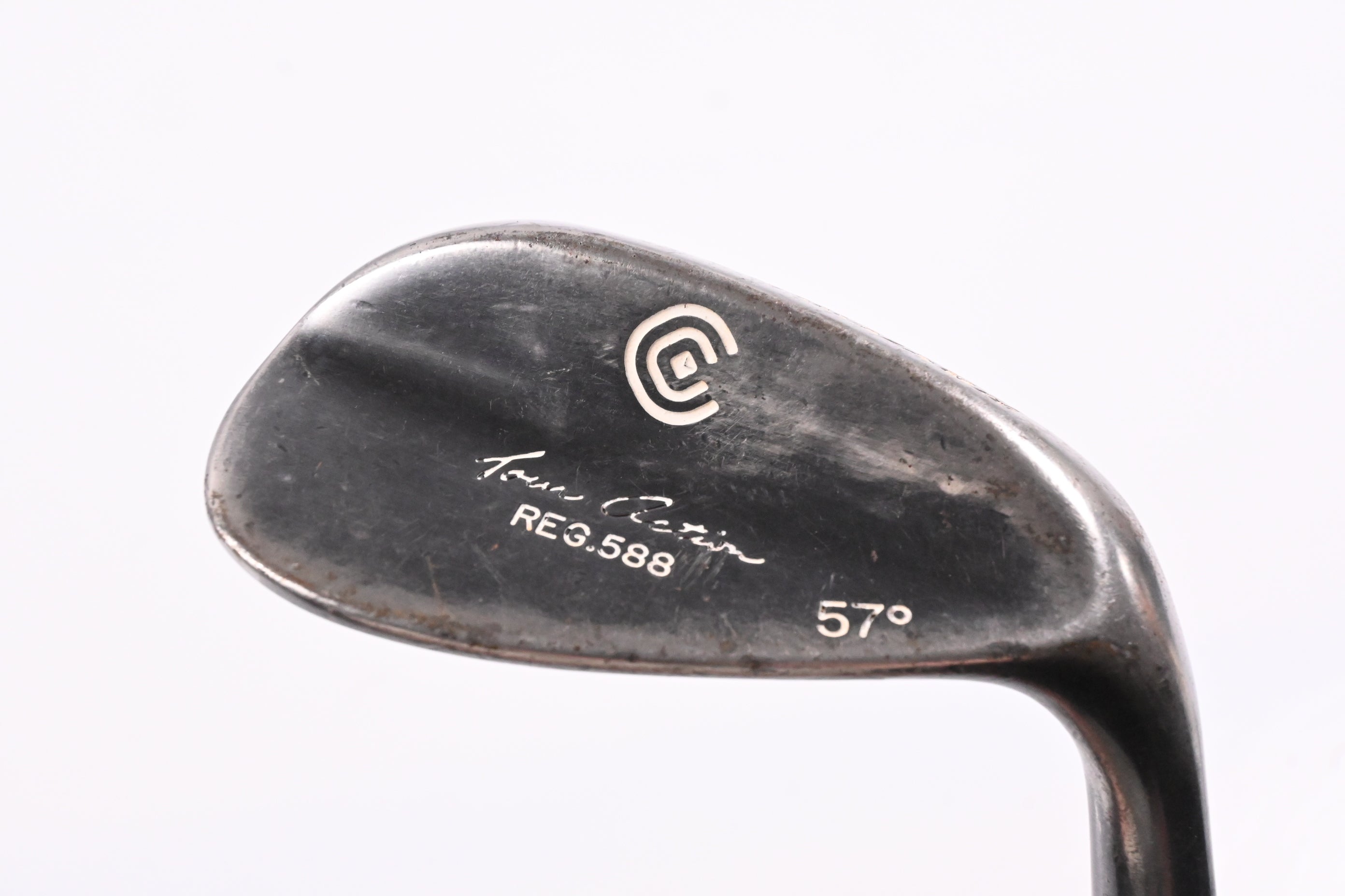 Cleveland 588 Tour Action Sand Wedge / 57 Degree / Wedge Flex Dynamic Gold Shaft