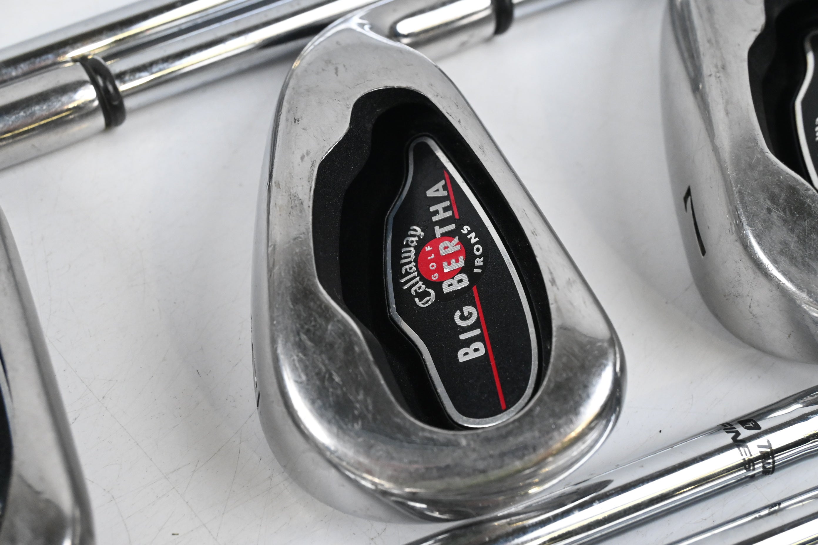 Callaway Big Bertha 2004 Irons / 4-PW+GW+SW / Uniflex Big Bertha Shafts