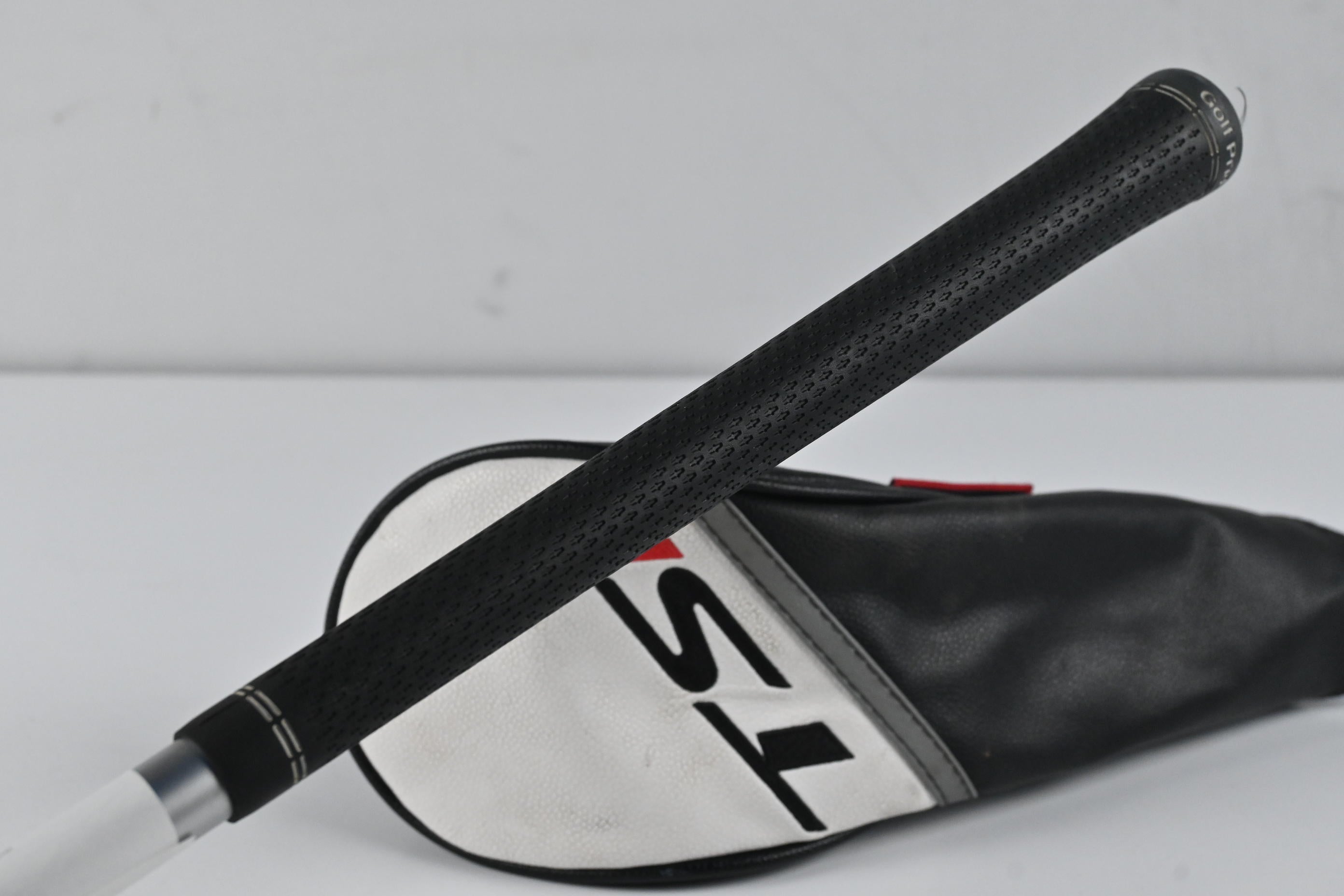 Left Hand Titleist TSR2 #3 Wood / 15 Degree / Senior Flex MMT Silver 40 Shaft