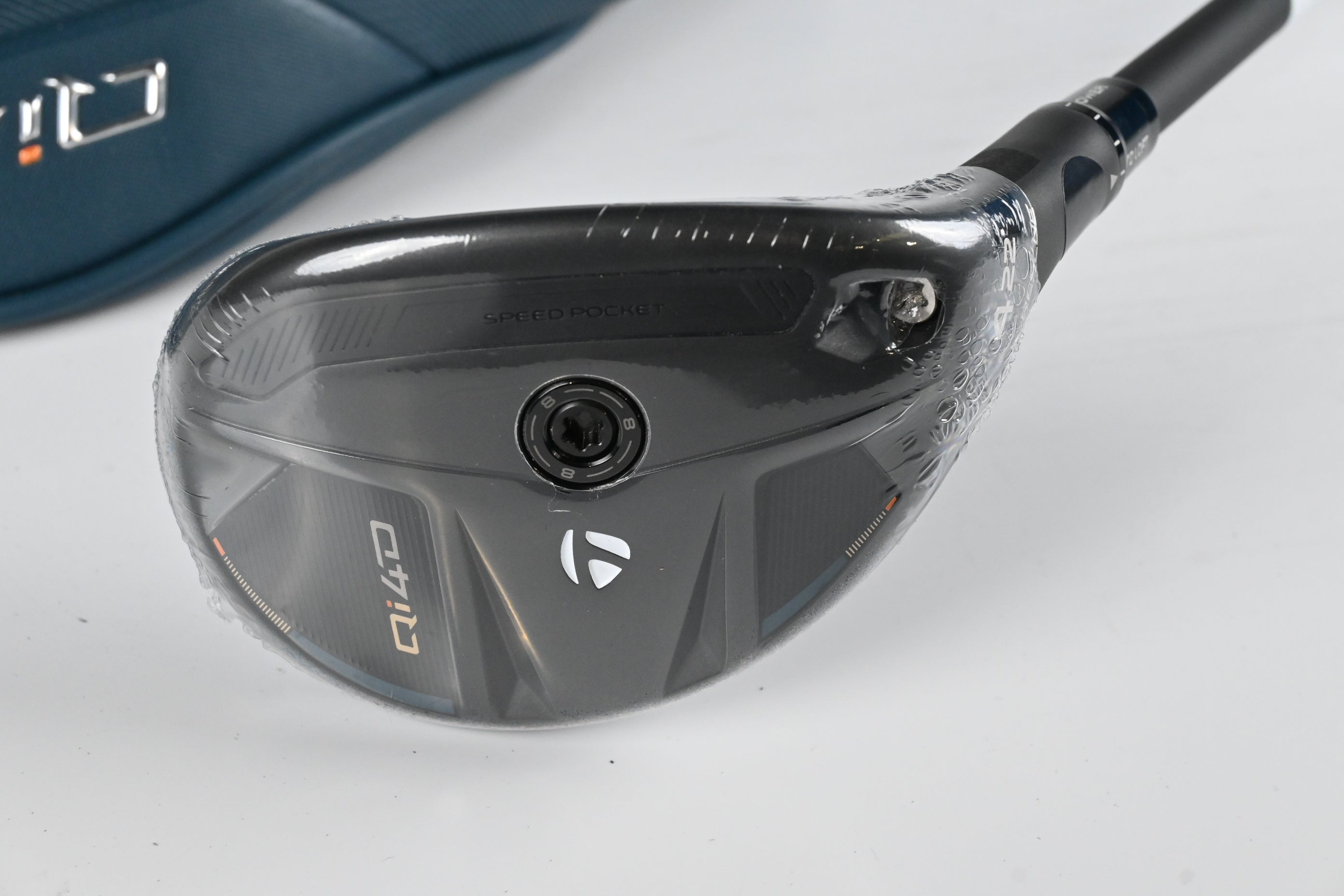 Taylormade Qi4D #4 Hybrid / 22 Degree / Stiff Flex KBS Reax 75 Shaft