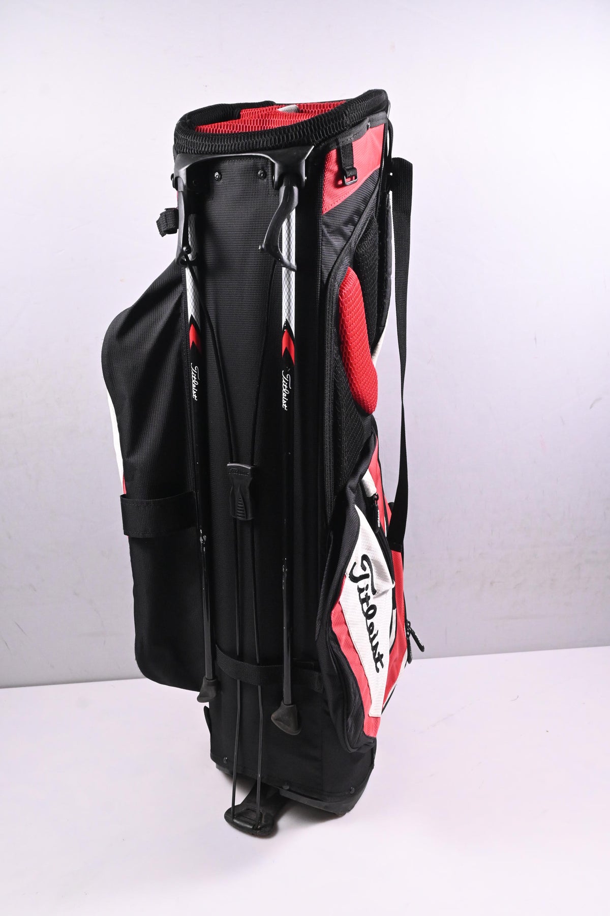 Titleist Stand Bag / 4-Way Divider / Black, White, Red