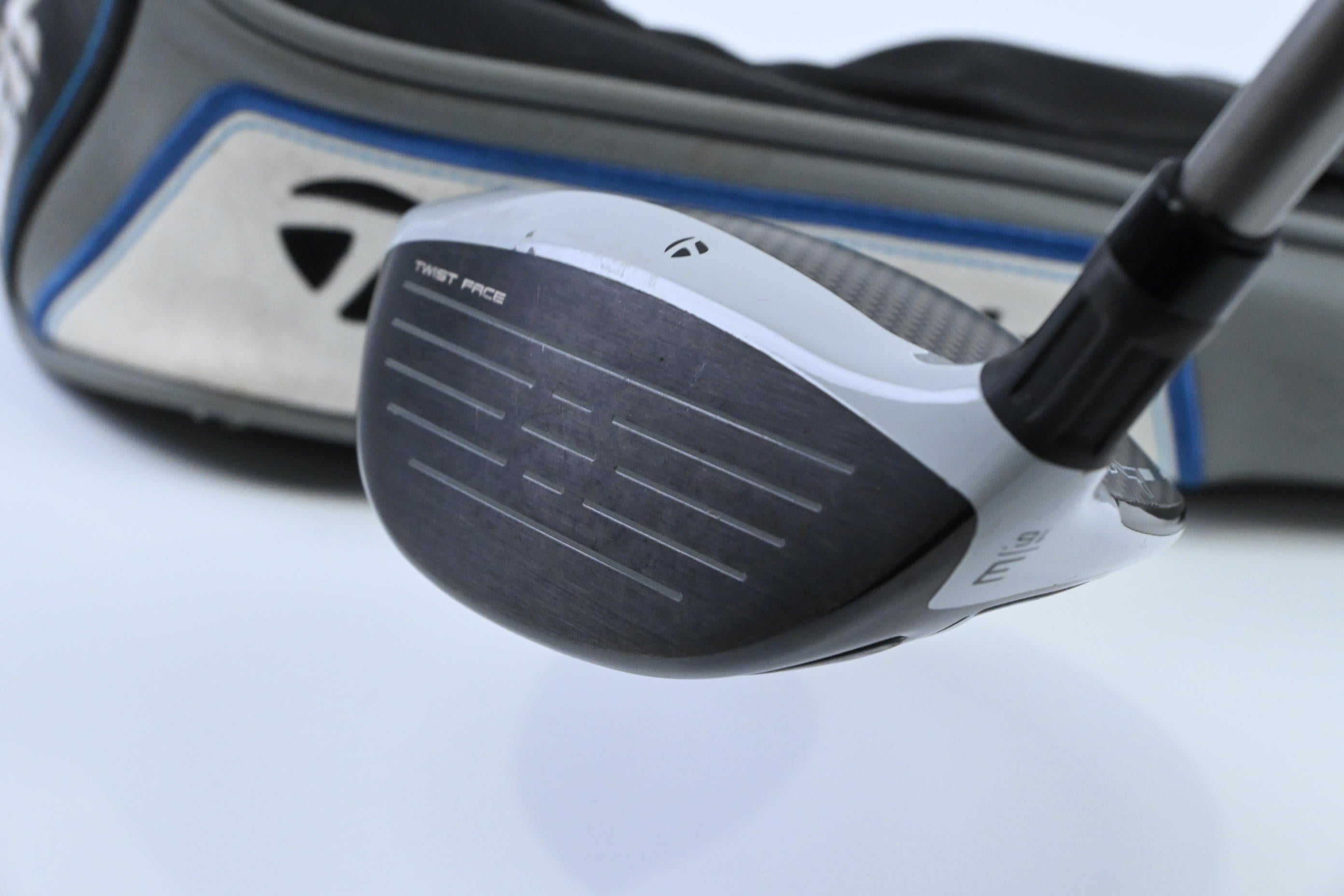 Taylormade SIM2 Max D #3 Wood / 16 Degree / Regular Flex UST Helium 5 Shaft