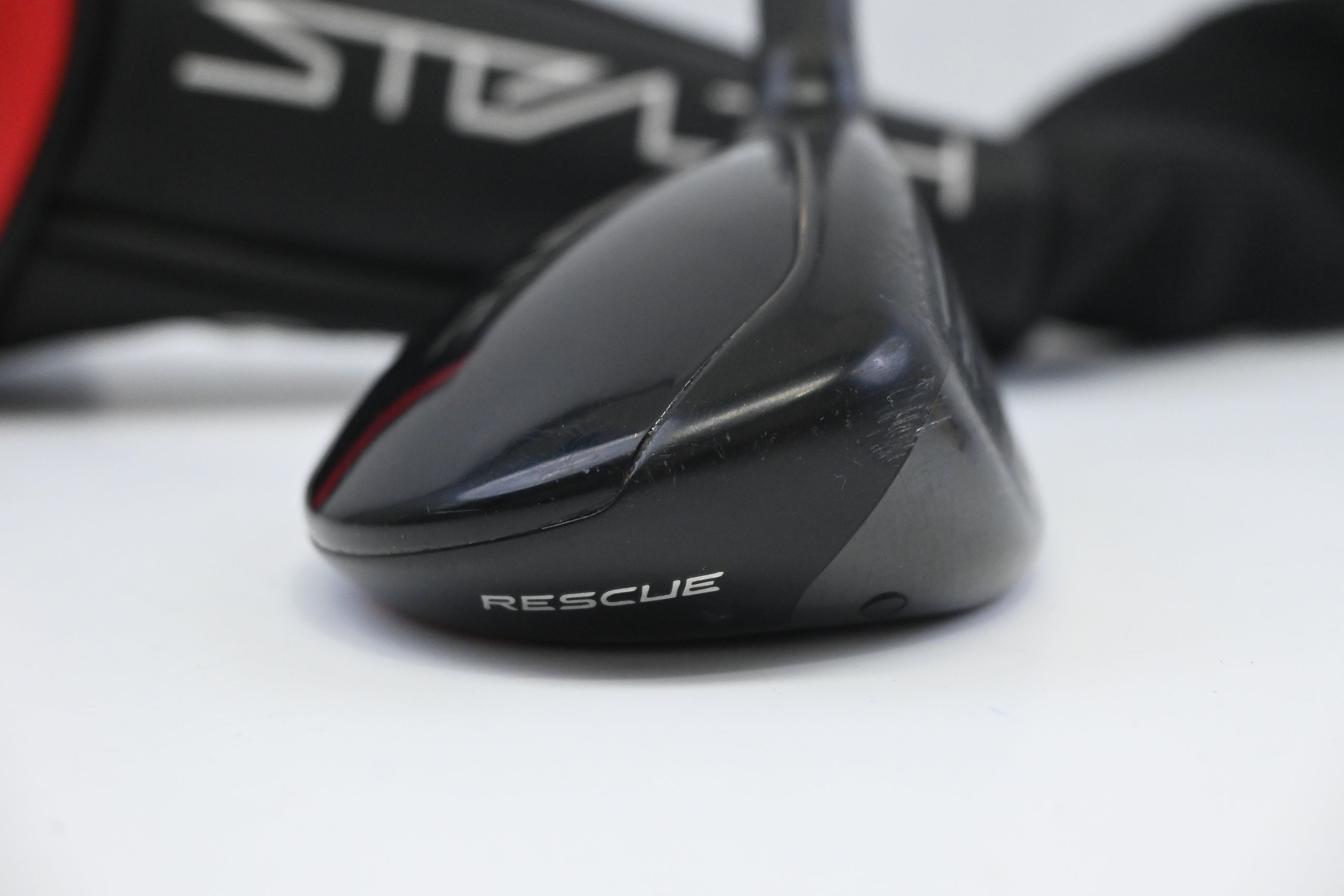 Taylormade Stealth 2 #4 Hybrid / 22 Degree / Regular Flex Fujikura Ventus TR Red