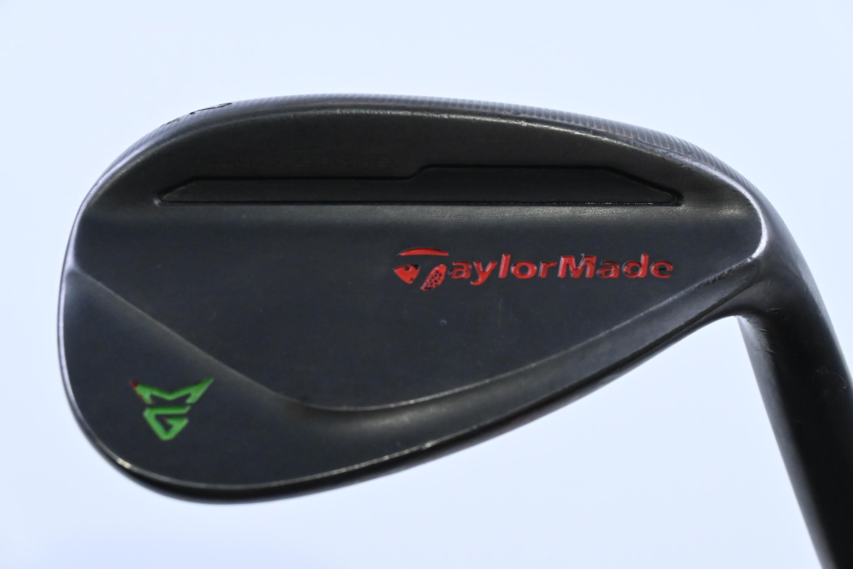 Taylormade Milled Grind 2 Gap Wedge / 52 Degree / Stiff Flex Dynamic Gold S200
