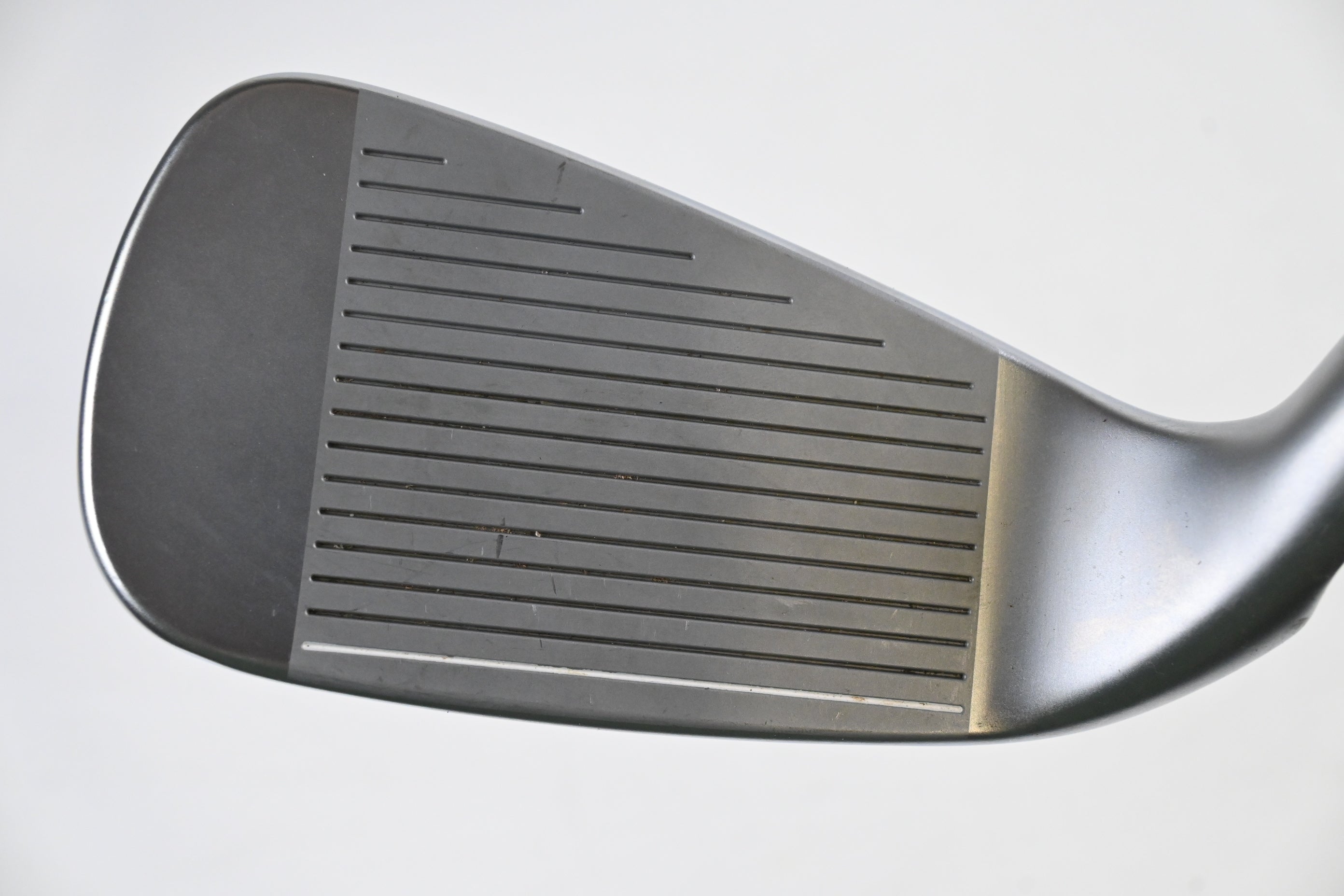 Ping ChipR / 38.5 Degree / Black Dot / Regular Flex Ping Alta CB Slate AWT Shaft