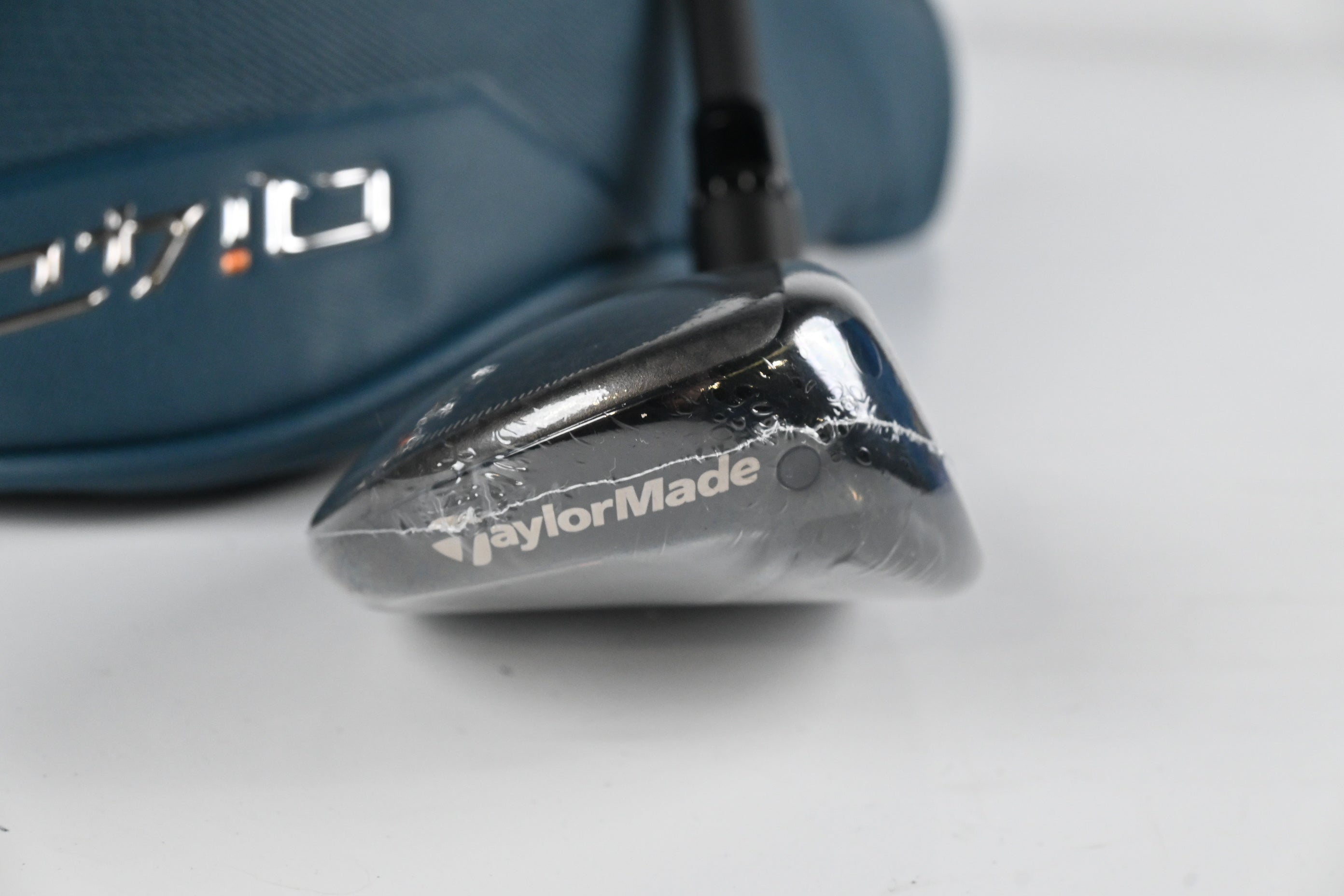 Taylormade Qi4D #4 Hybrid / 22 Degree / Stiff Flex KBS Reax 75 Shaft