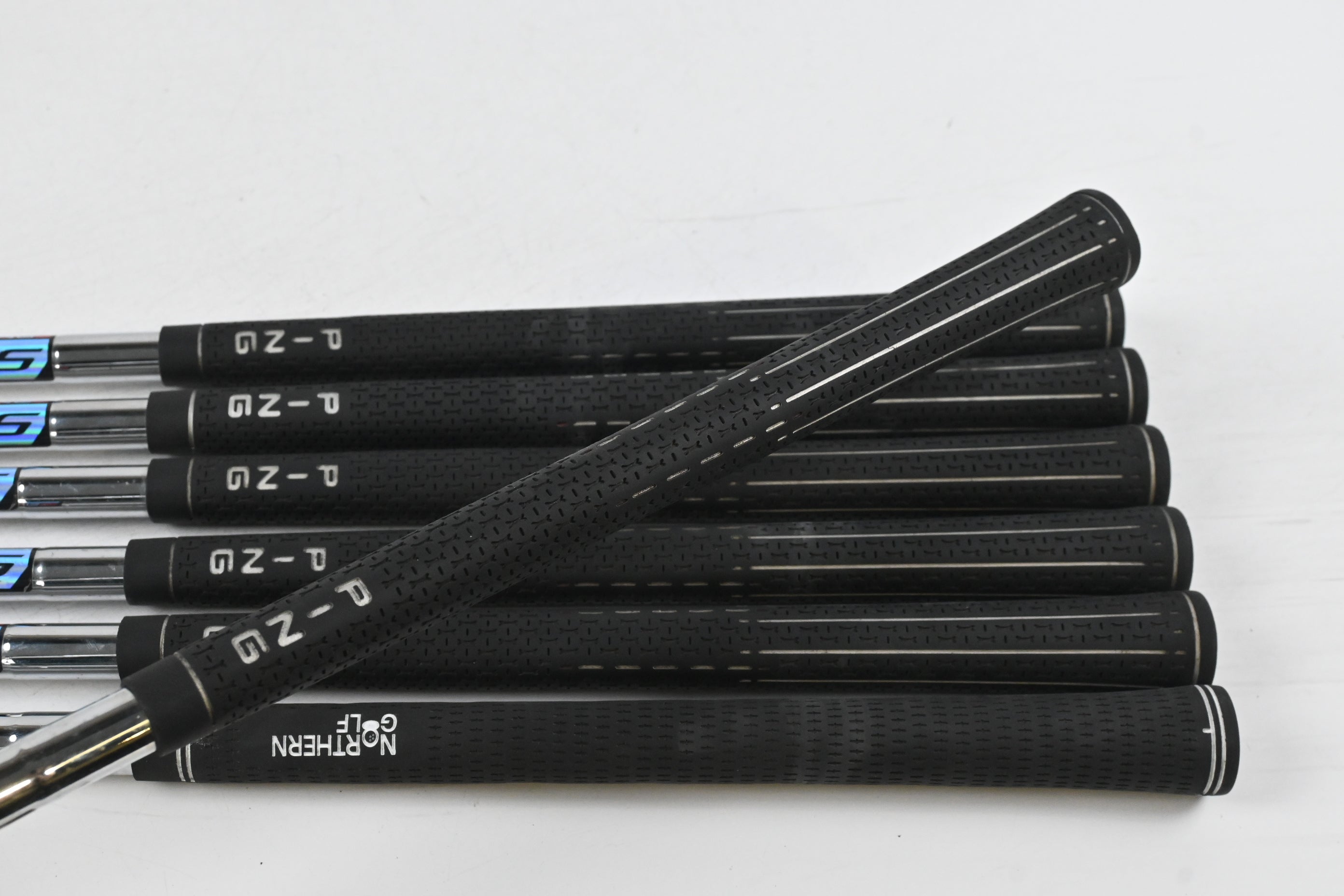 Ping G25 Irons / 4-PW / Black Dot / Regular Flex Ping CFS Shafts
