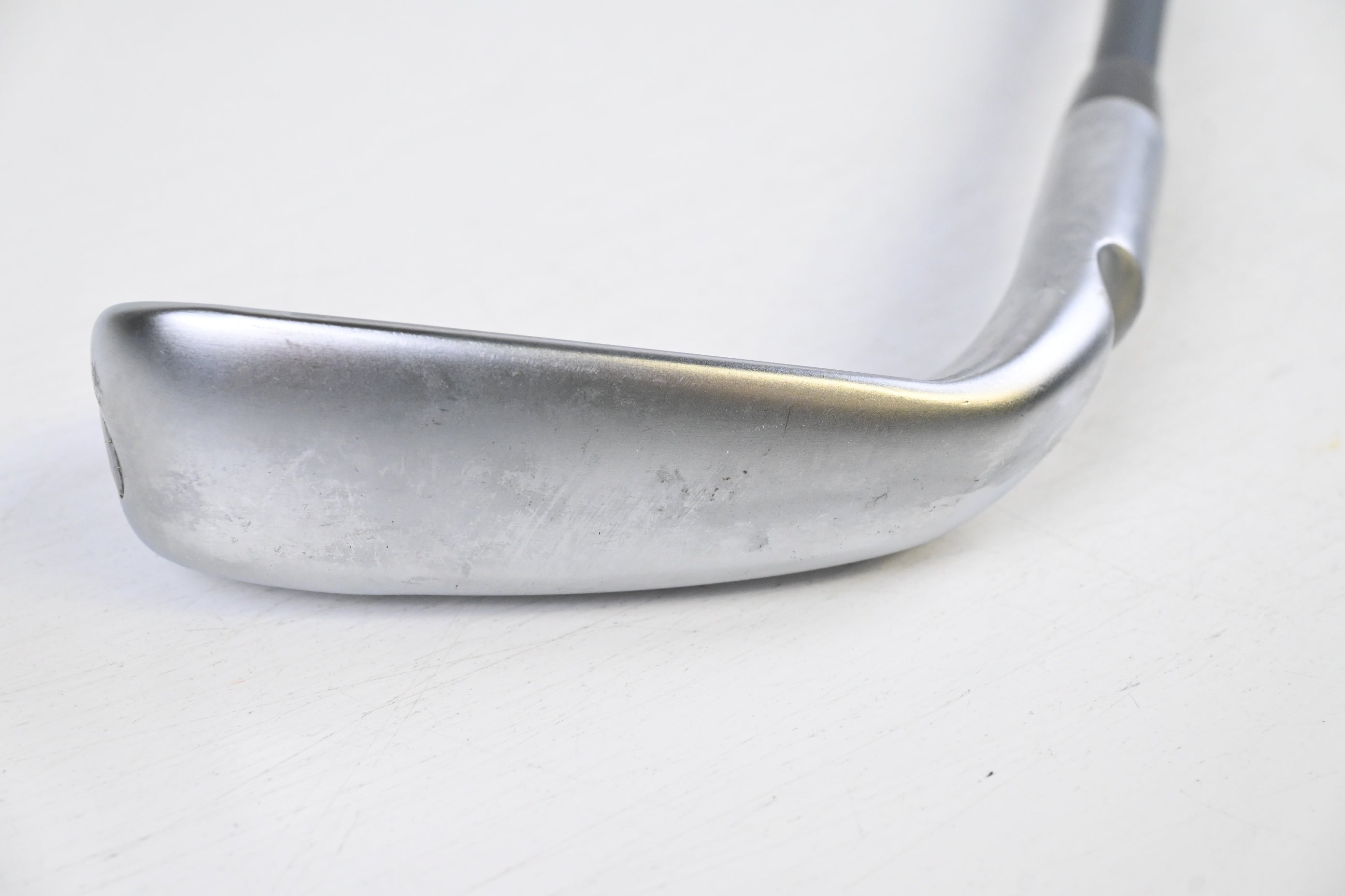 Ping ChipR / 38.5 Degree / Black Dot / Regular Flex Ping Alta CB Slate AWT Shaft
