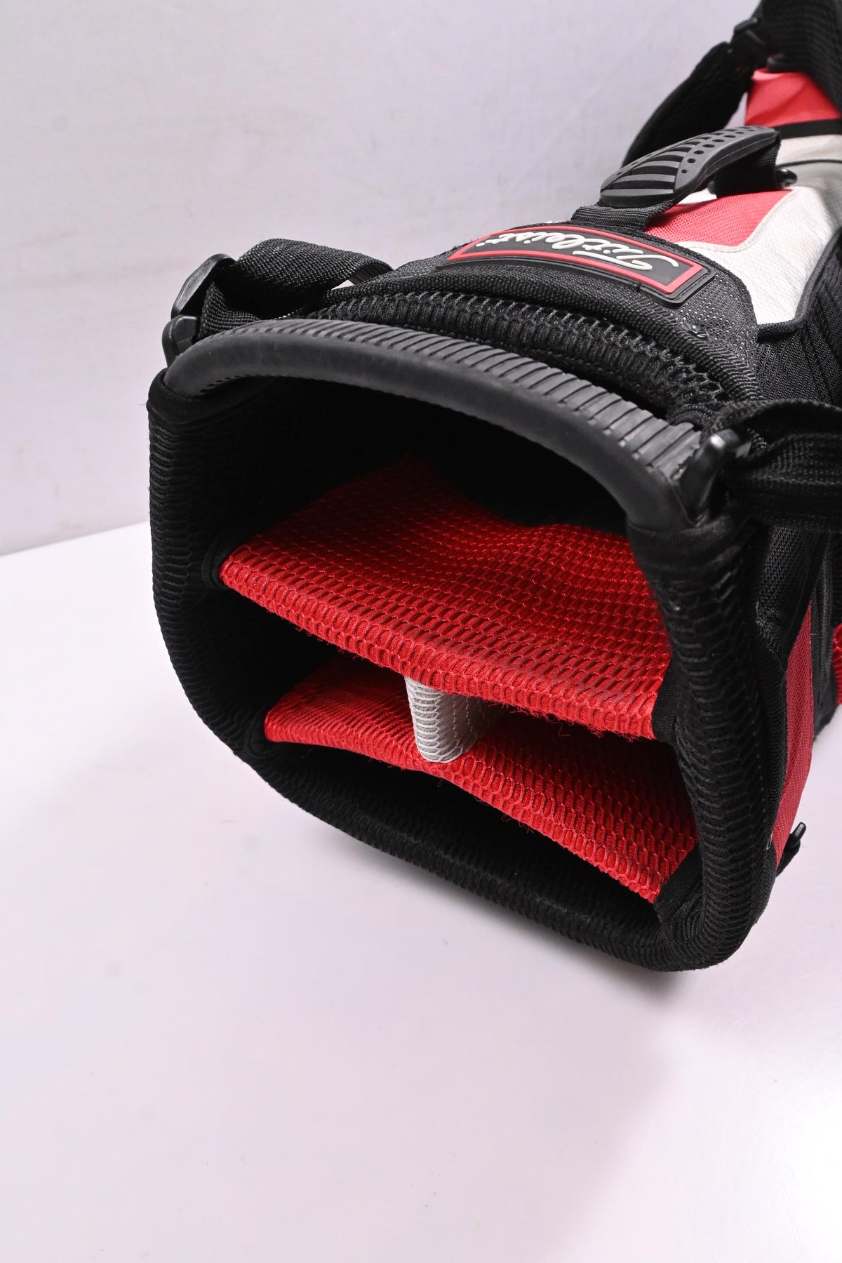 Titleist Stand Bag / 4-Way Divider / Black, White, Red