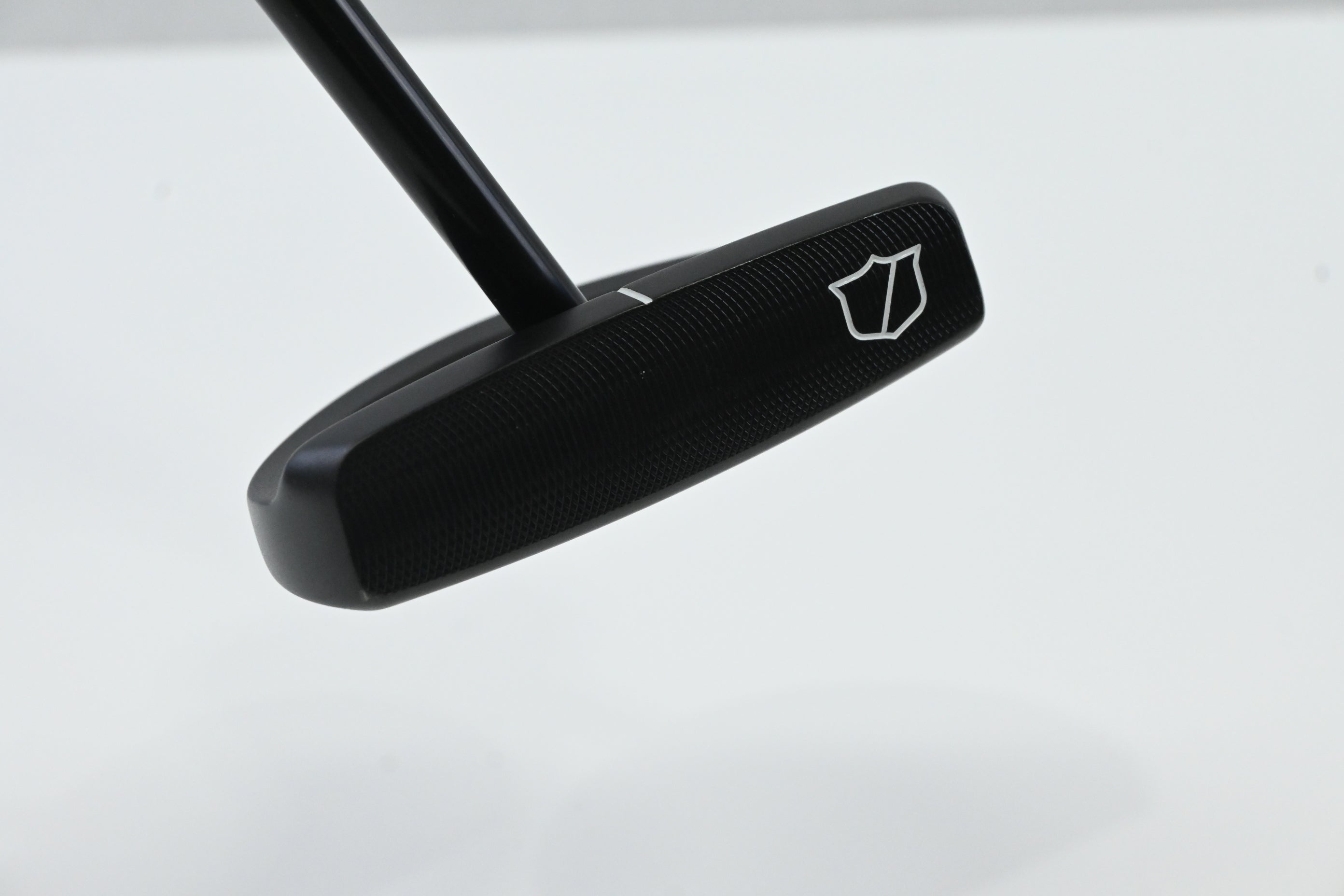 Left Hand Wilson Infinite Zero Torque Lakeview Putter / 34 Inch
