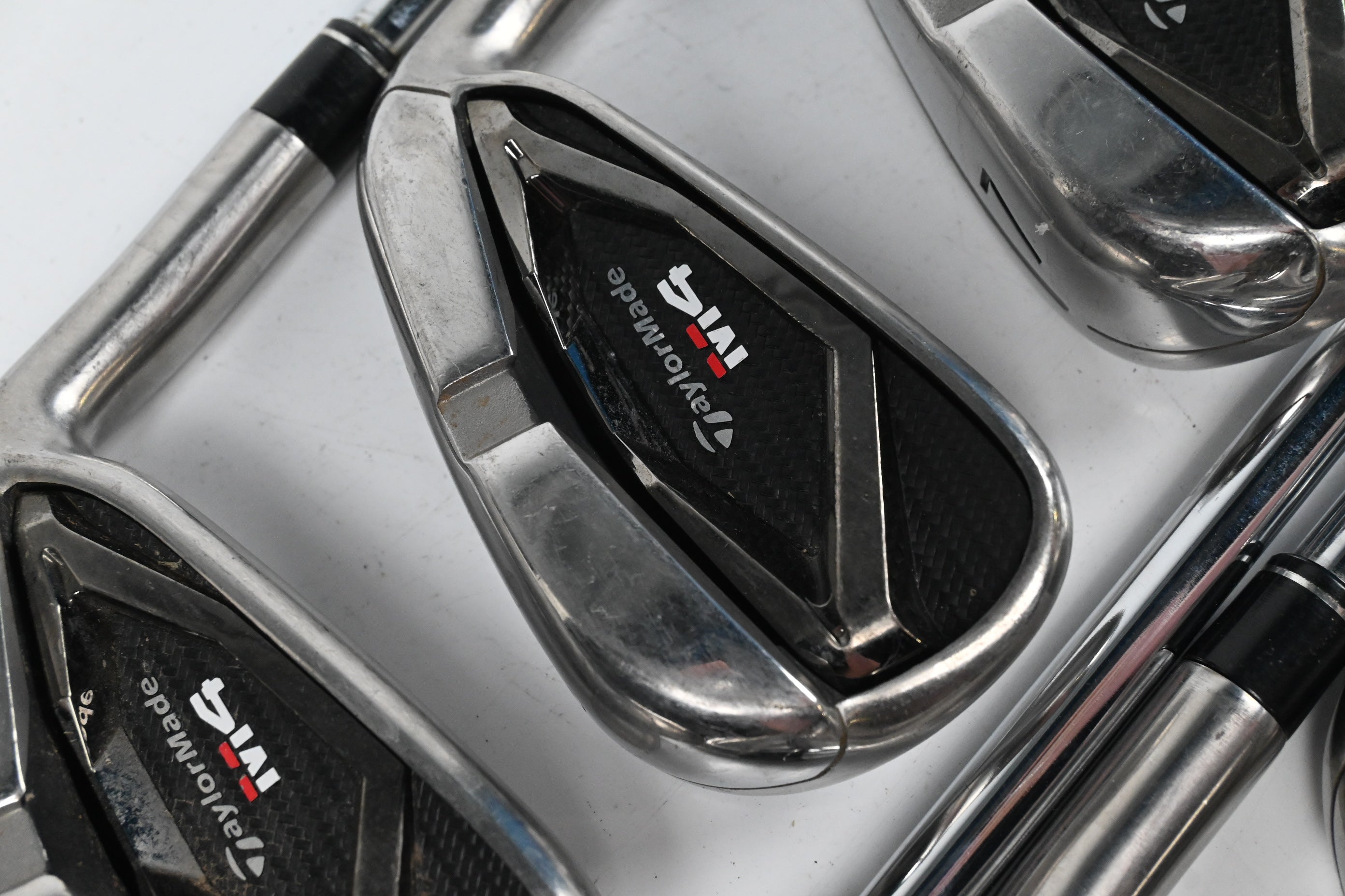 Taylormade M4 Irons / 5-PW+SW / Regular Flex KBS MAX 85 Shafts