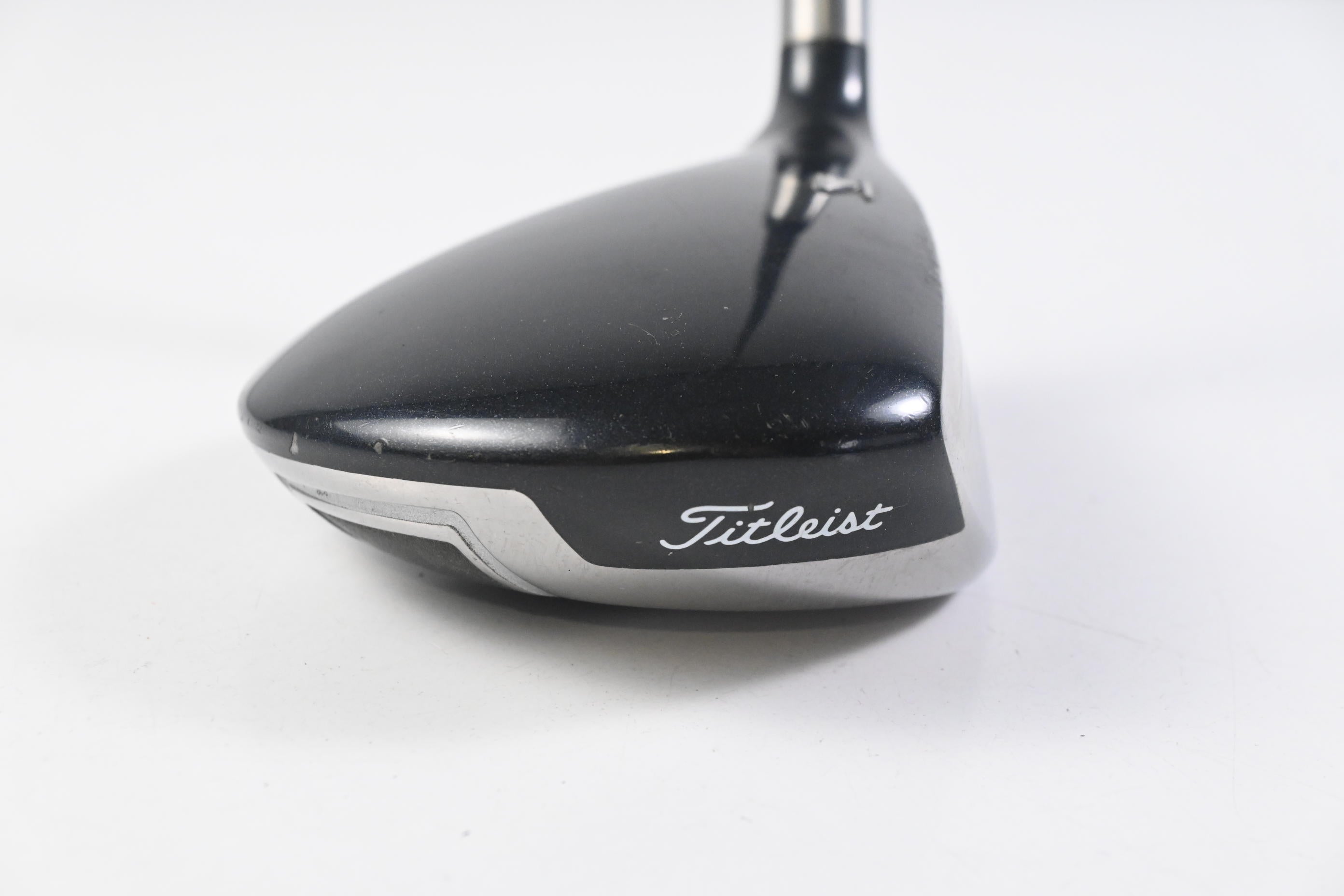 Titleist 909 F2 #3 Wood / 15.5 Degree / Regular Flex Aldila Voodoo Shaft