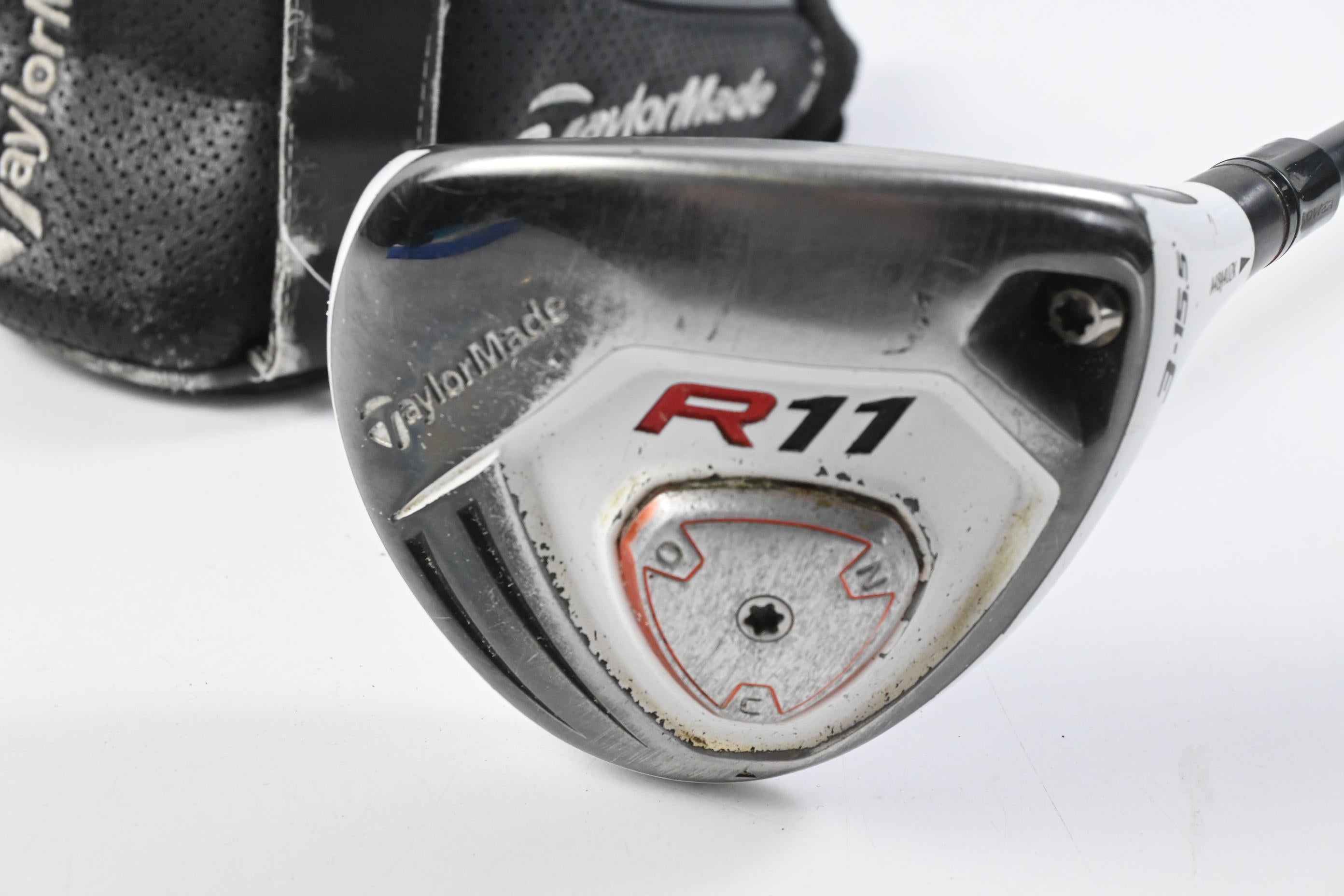Taylormade R11 #3 Wood / 15.5 Degree / Stiff Flex Fujikura Blur 70 Shaft