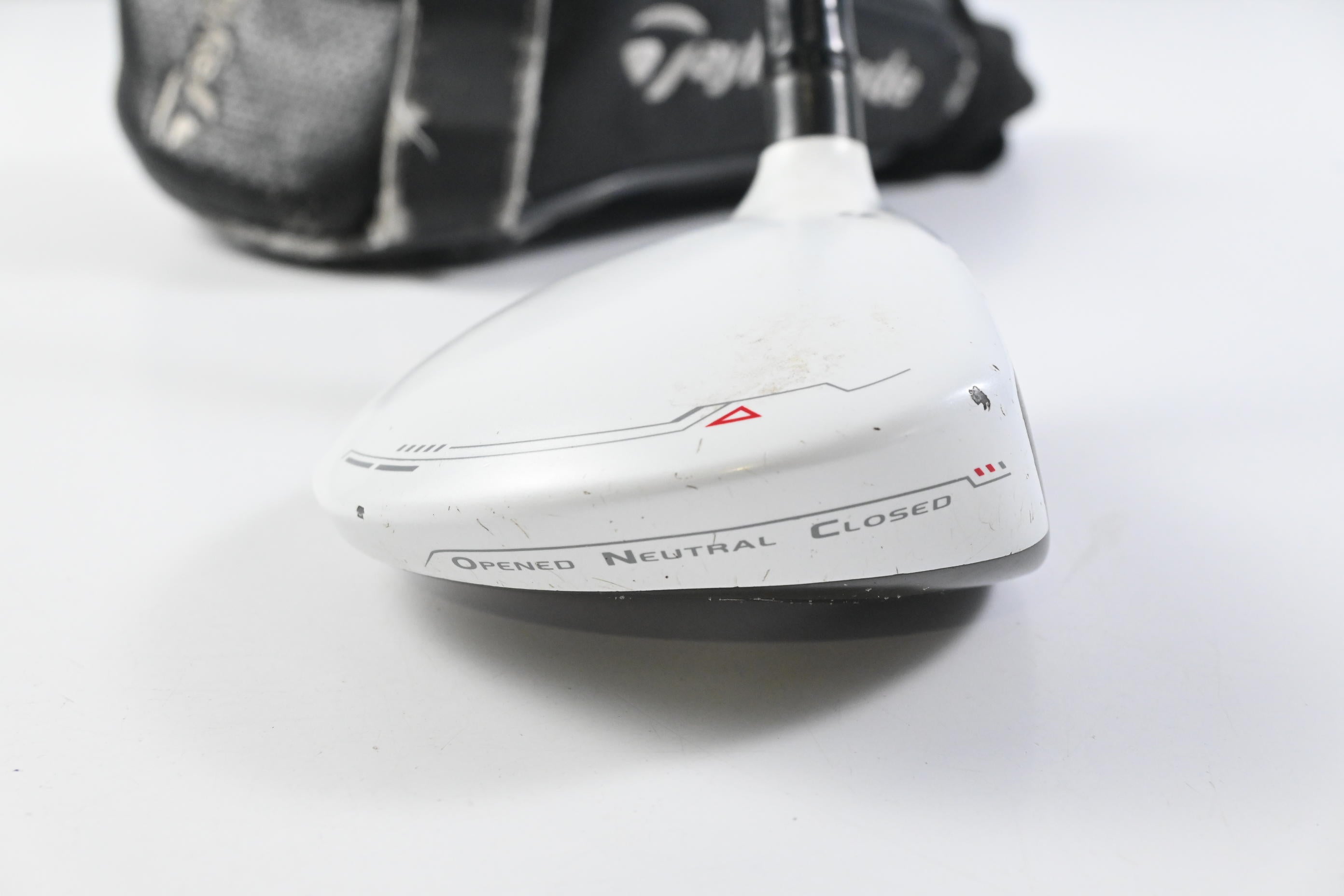 Taylormade R11 #3 Wood / 15.5 Degree / Stiff Flex Fujikura Blur 70 Shaft