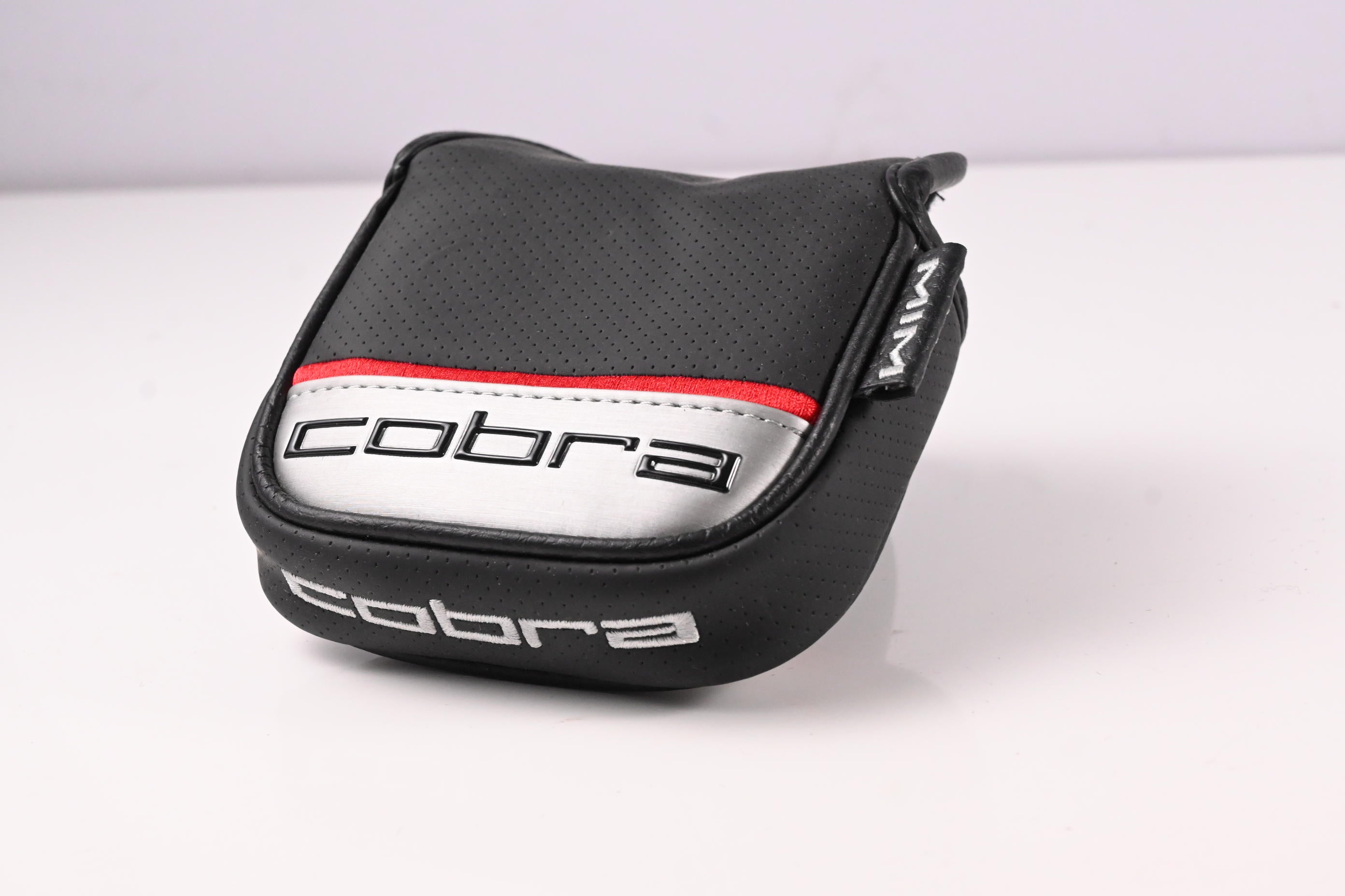 Cobra MIM Stingray Putter / 34 Inch