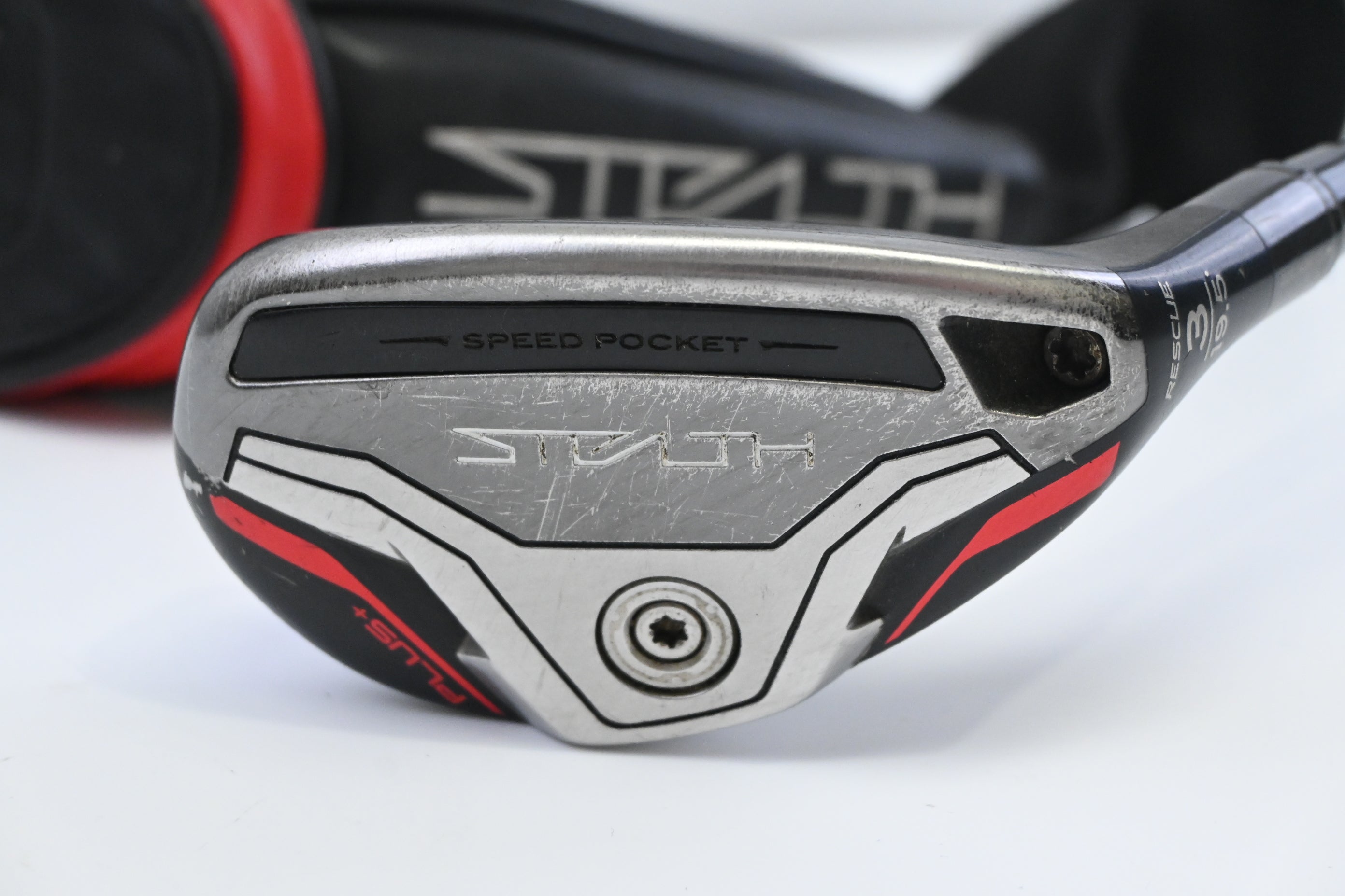 Taylormade Stealth Plus #3 Hybrid / 19.5 Degree / Stiff Flex HZRDUS Smoke RDX 80