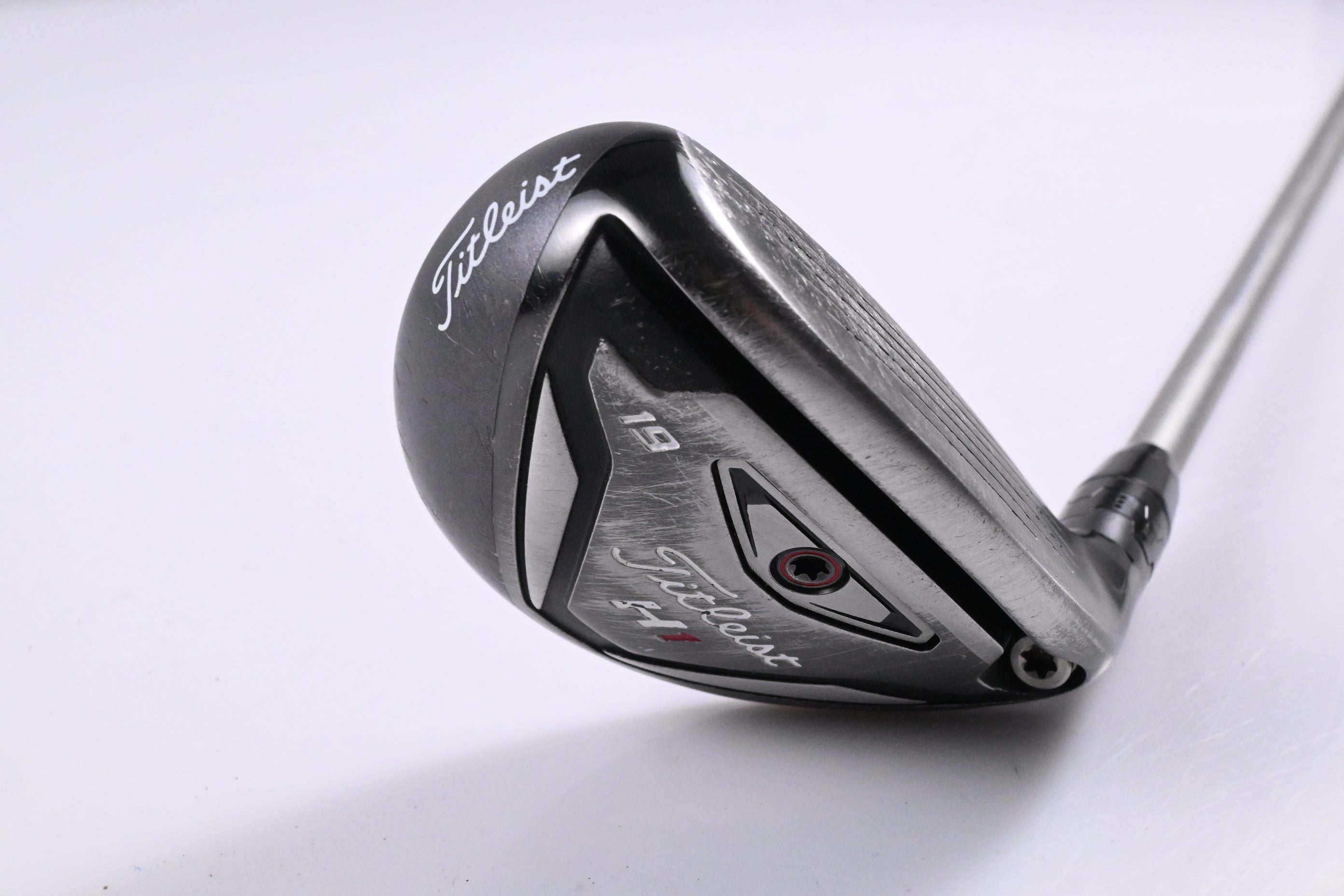 Titleist 816 H1 #3 Hybrid / 19 Degree / Regular Flex Diamana M+ Red 60 Shaft