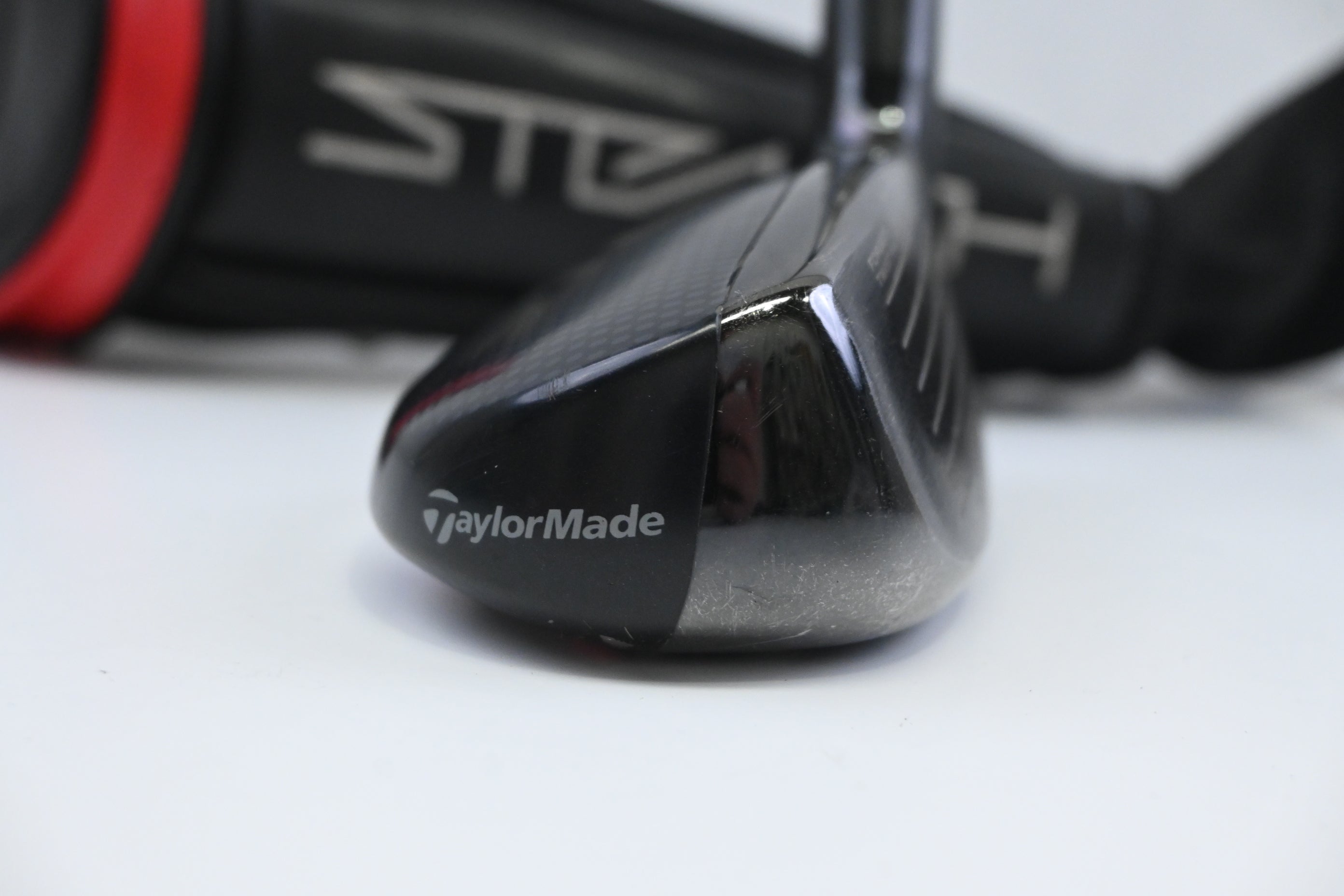 Taylormade Stealth Plus #3 Hybrid / 19.5 Degree / Stiff Flex HZRDUS Smoke RDX 80