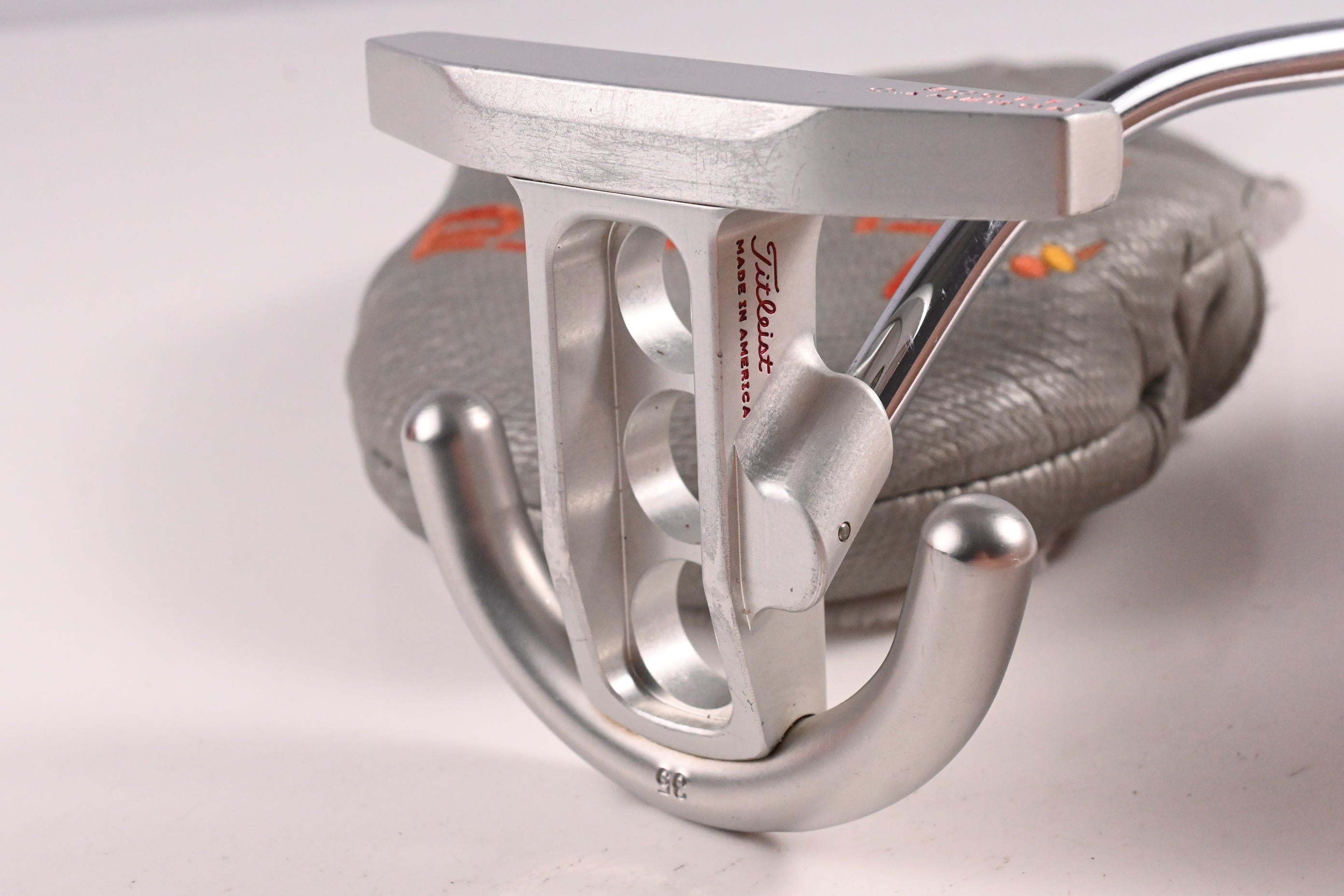 Scotty Cameron Futura Putter / 35 Inch