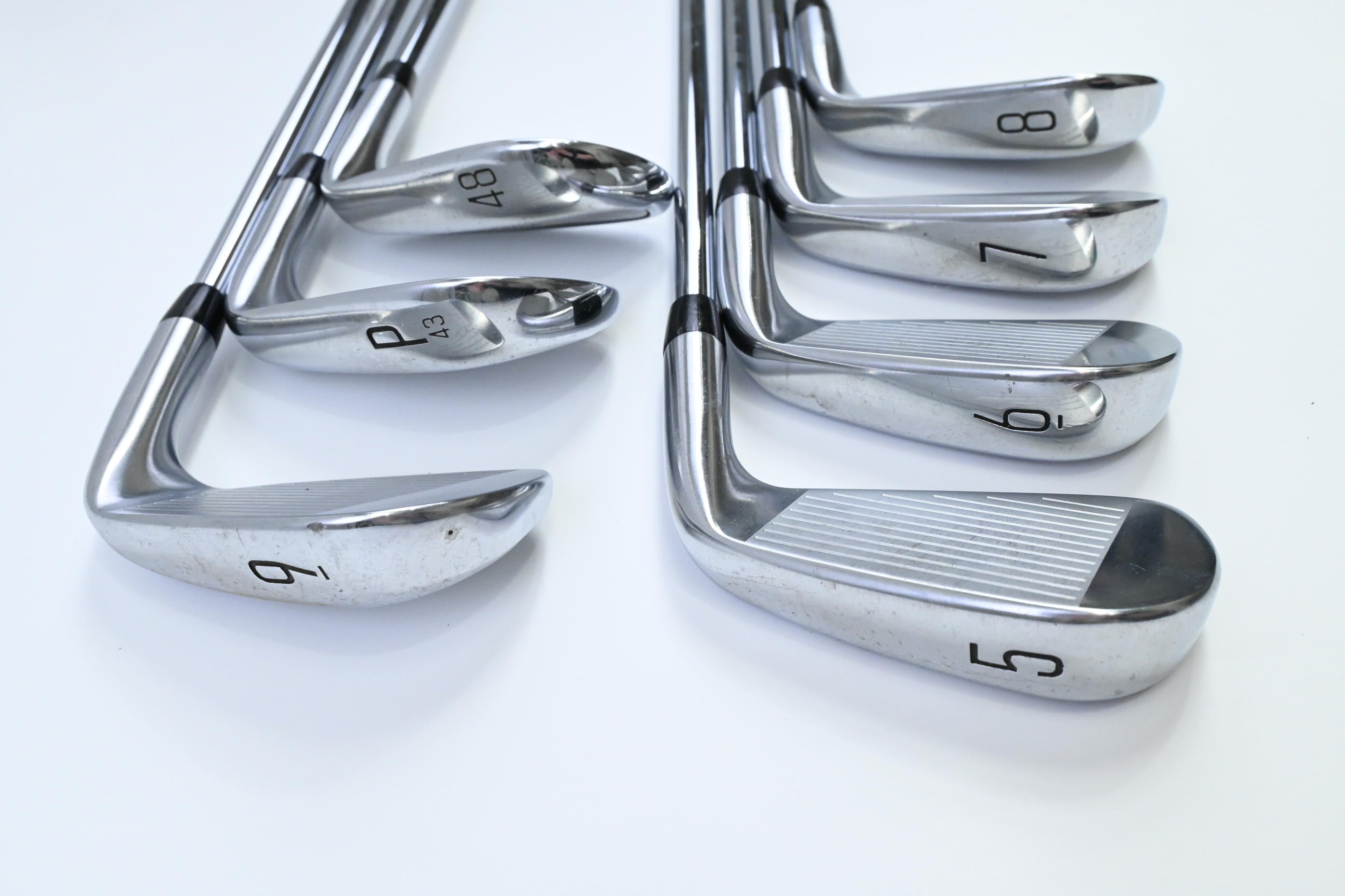 Left Hand Titleist T200 2023 Irons / 5-PW+48° / Regular Flex AMT Tour White R300