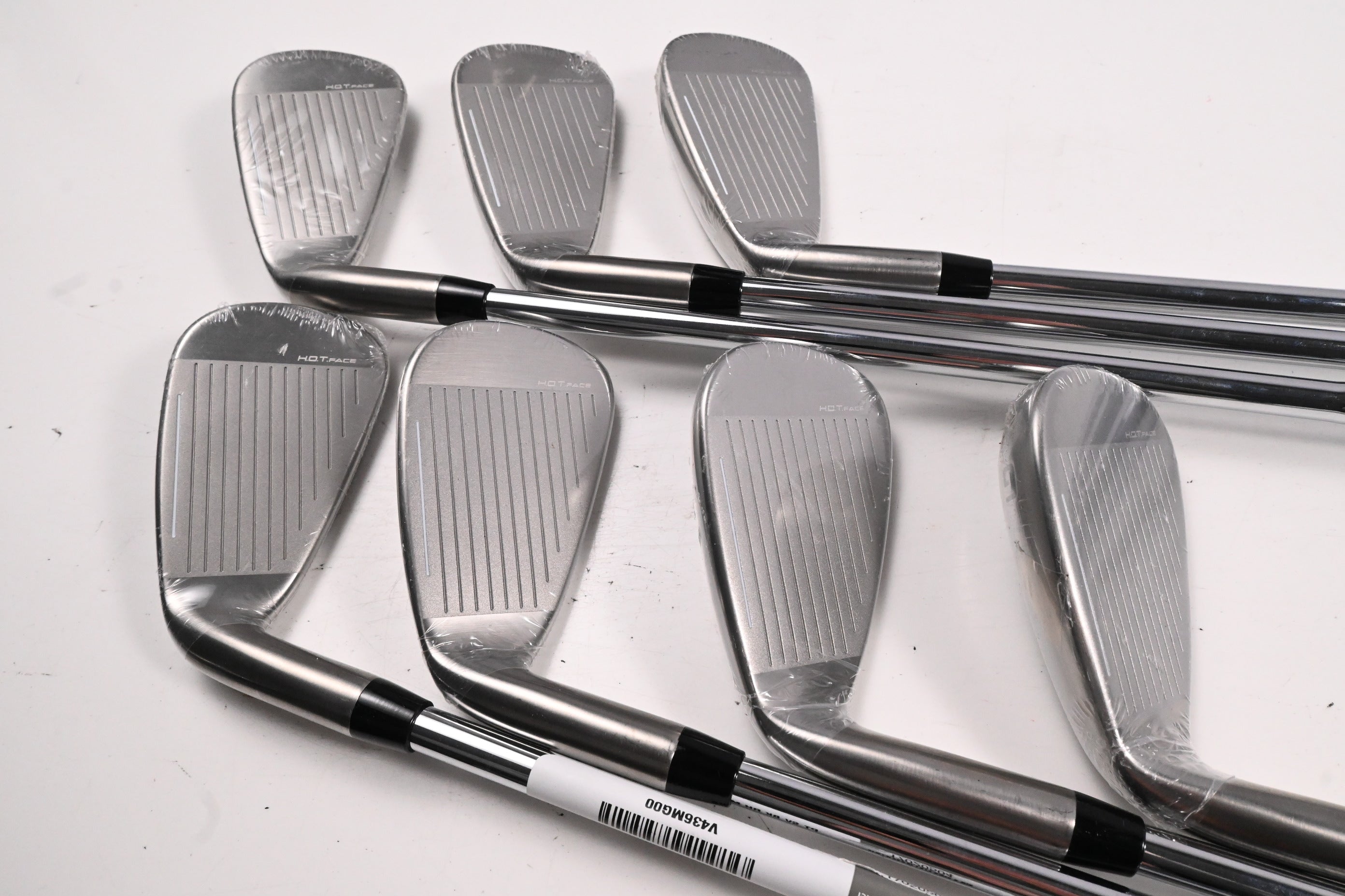 Cobra DS-Adapt Irons / 5-PW+GW / Regular Flex KBS Tour Lite Shafts