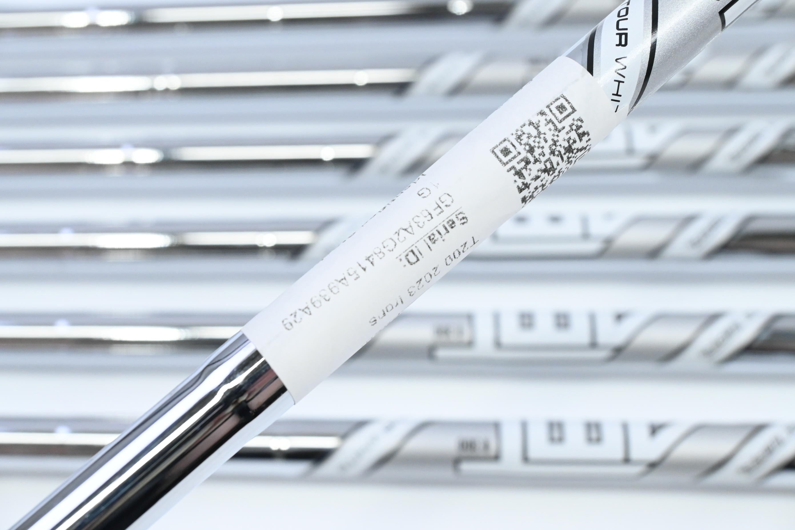 Left Hand Titleist T200 2023 Irons / 5-PW+48° / Regular Flex AMT Tour White R300
