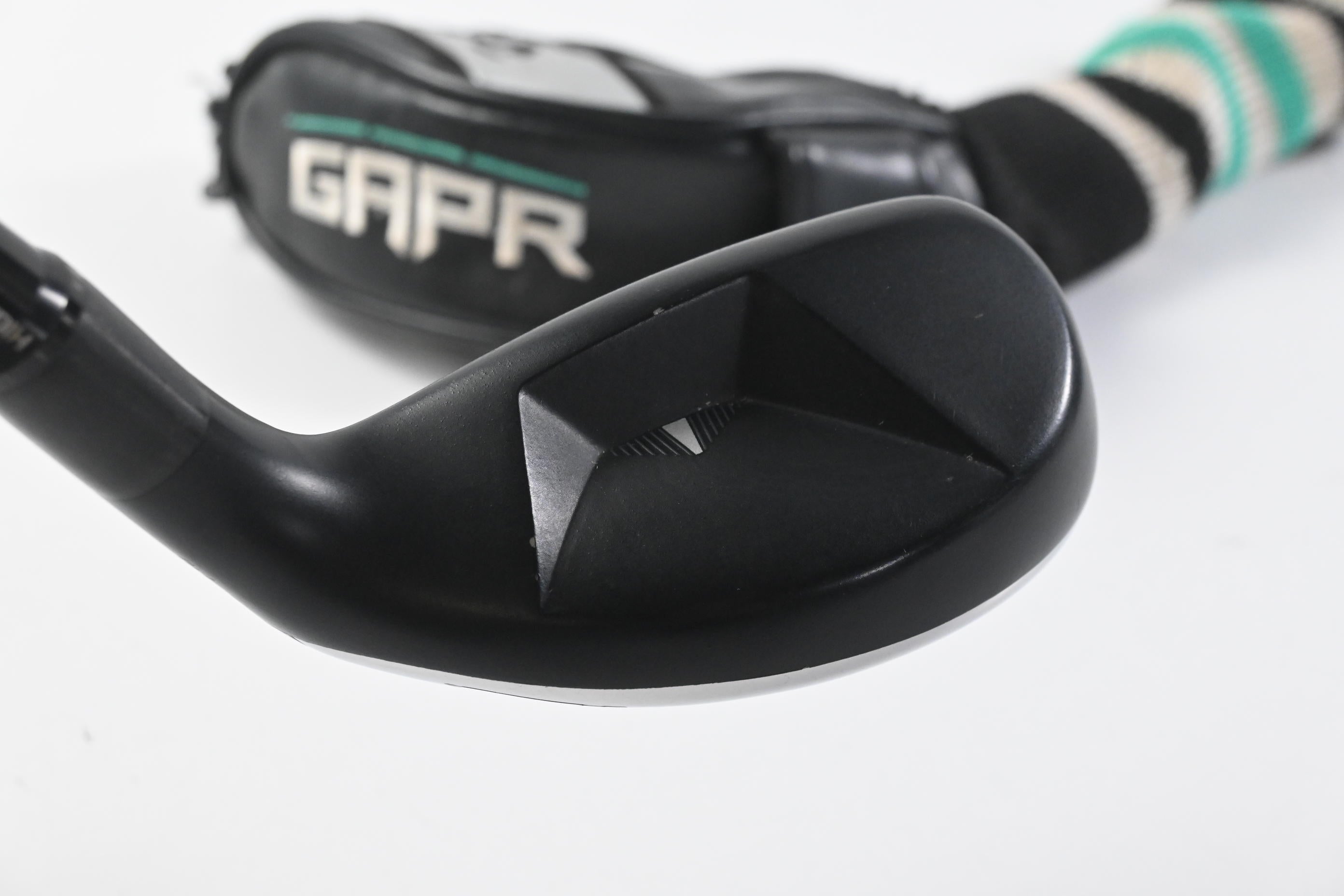 Taylormade GAPR Hi #4 Hybrid / 22 Degree / Regular Flex KBS Hybrid 70 Shaft