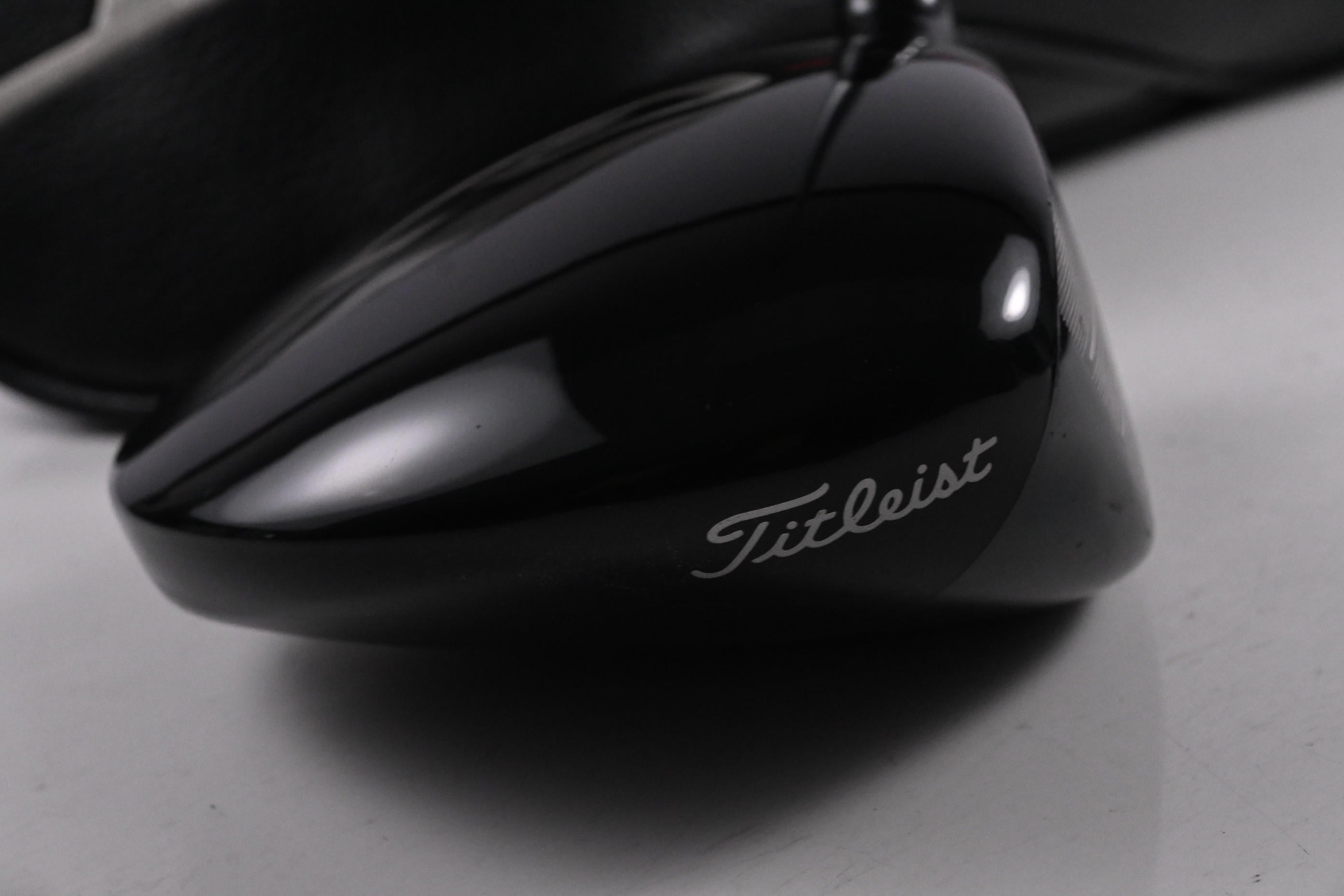 Titleist GT2 Driver / 10 Degree / Regular Flex AirSpeeder 40 Shaft