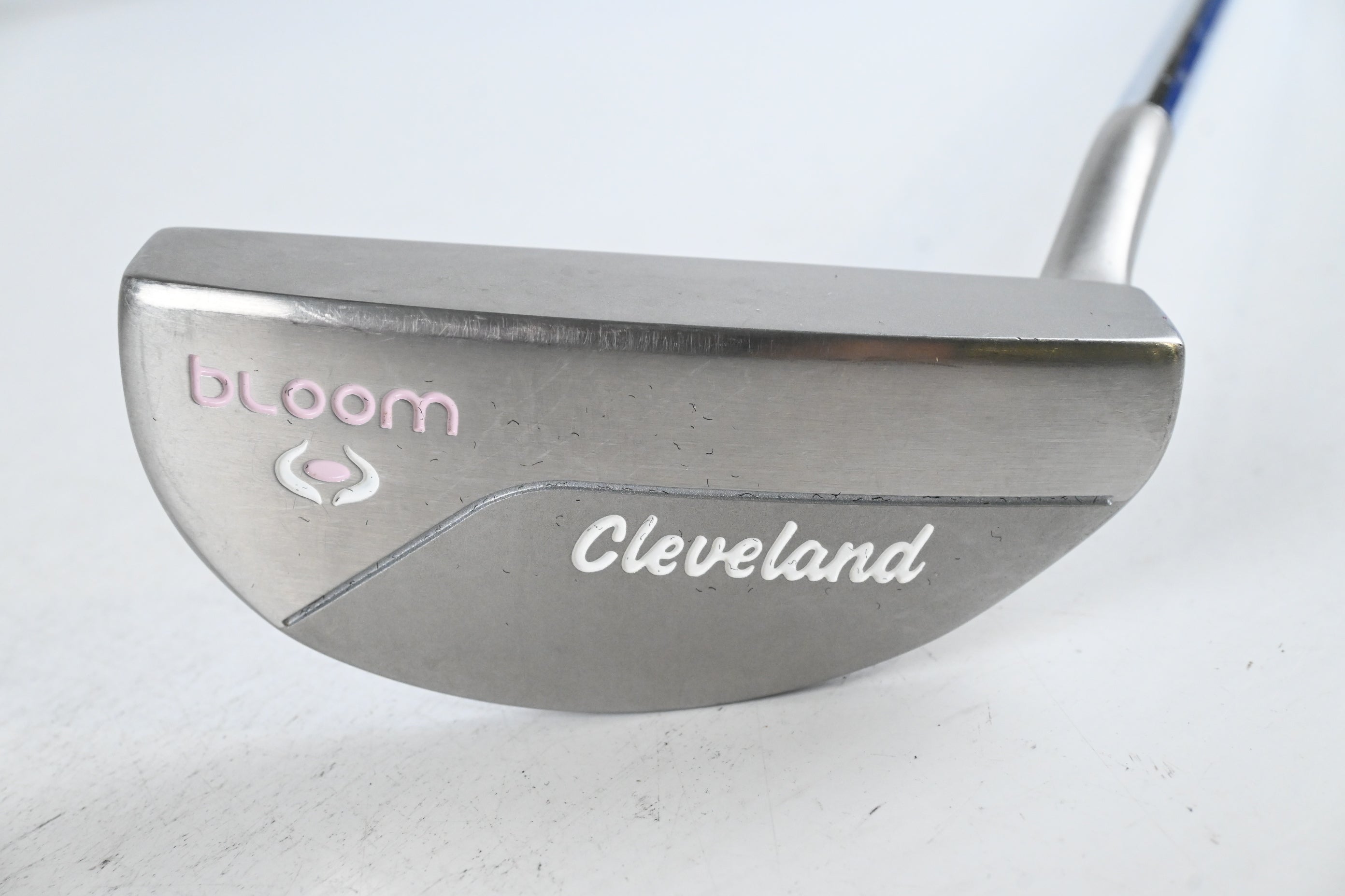Ladies Cleveland Bloom 2022 Putter / 33 Inch