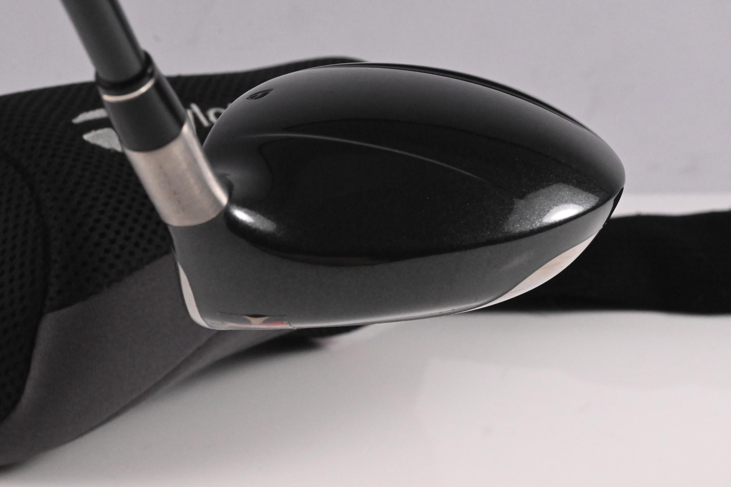 Taylormade 300 Ti Driver / 9.5 Degree / Stiff Flex Taylormade Lite 90 Shaft