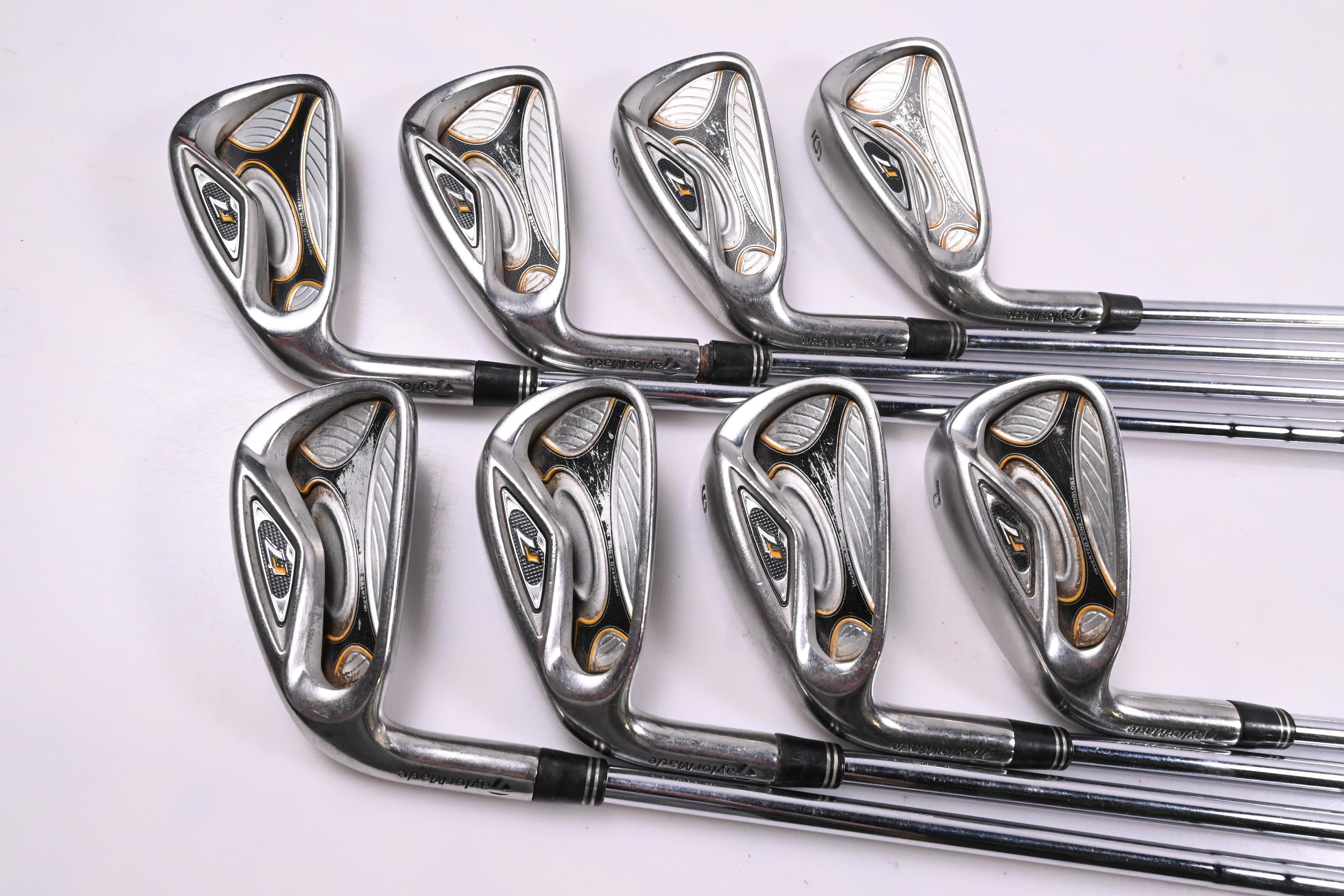 Left Hand Taylormade R7 Irons / 3-PW / Stiff Flex Taylormade 90 Shafts