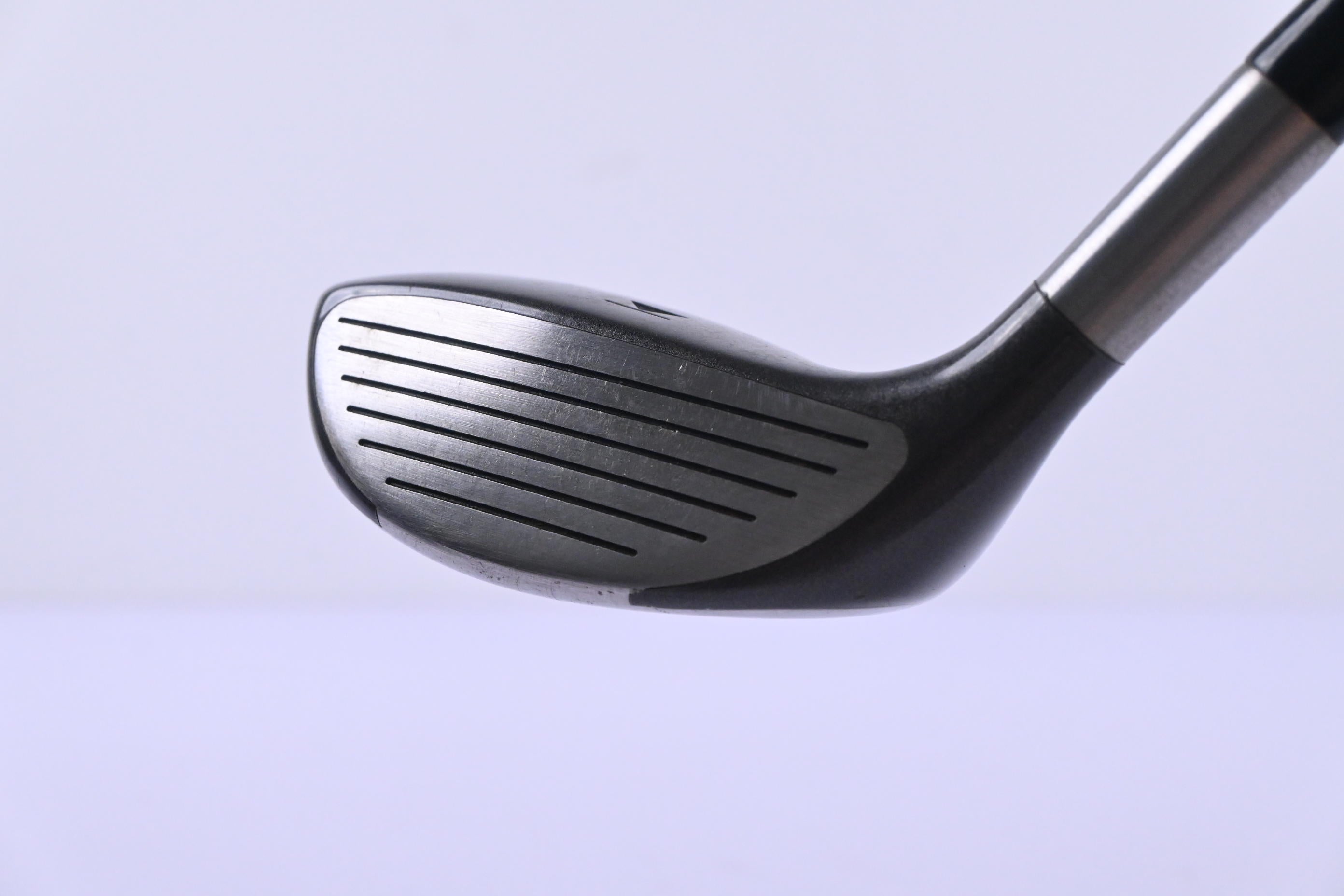 Titleist 975 F #5 Wood / 18.5 Degree / Regular Flex Steel Shaft