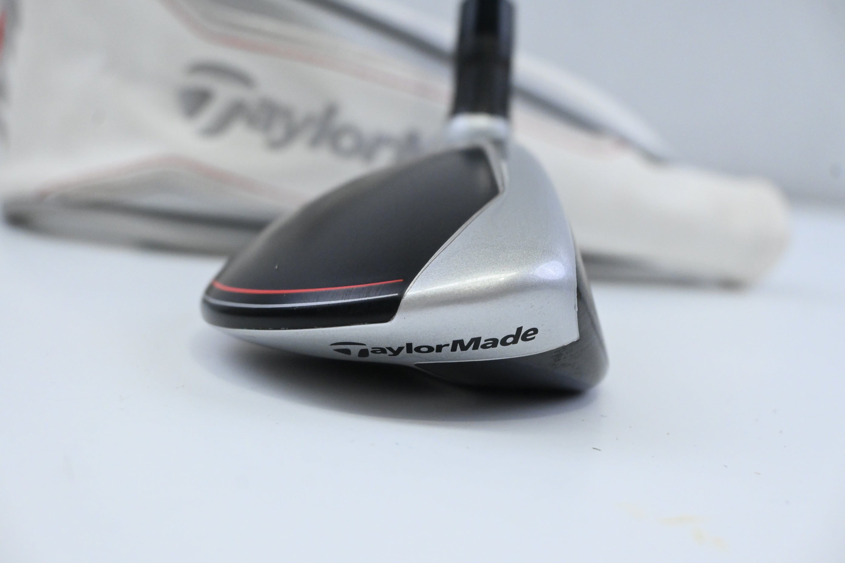Ladies Taylormade M6 #4 Hybrid / 22 Degree / Ladies Flex Taylormade 45 Shaft