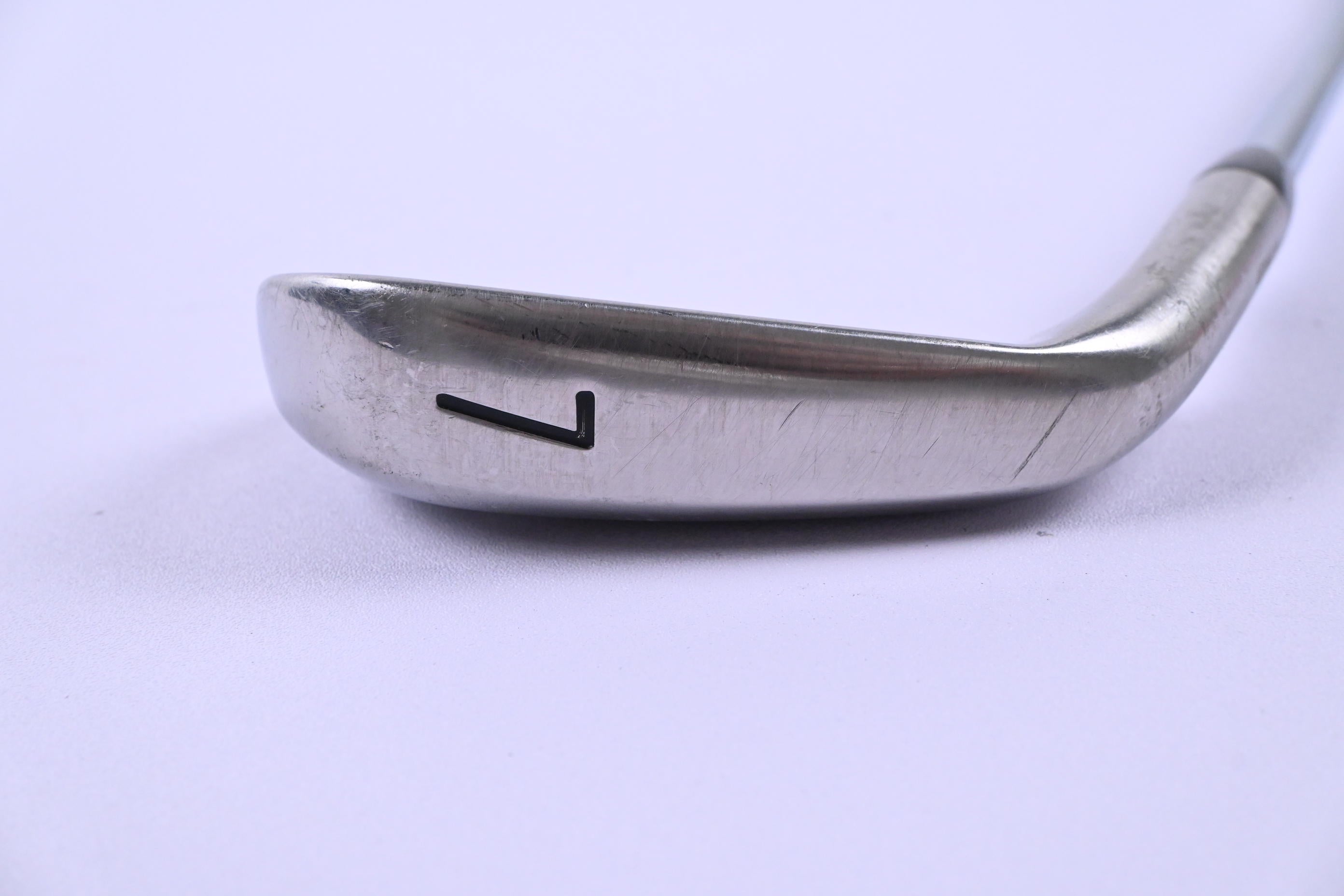 Titleist T300 2019 #7 Iron / Regular Flex True Temper AMT Red R300 Shaft
