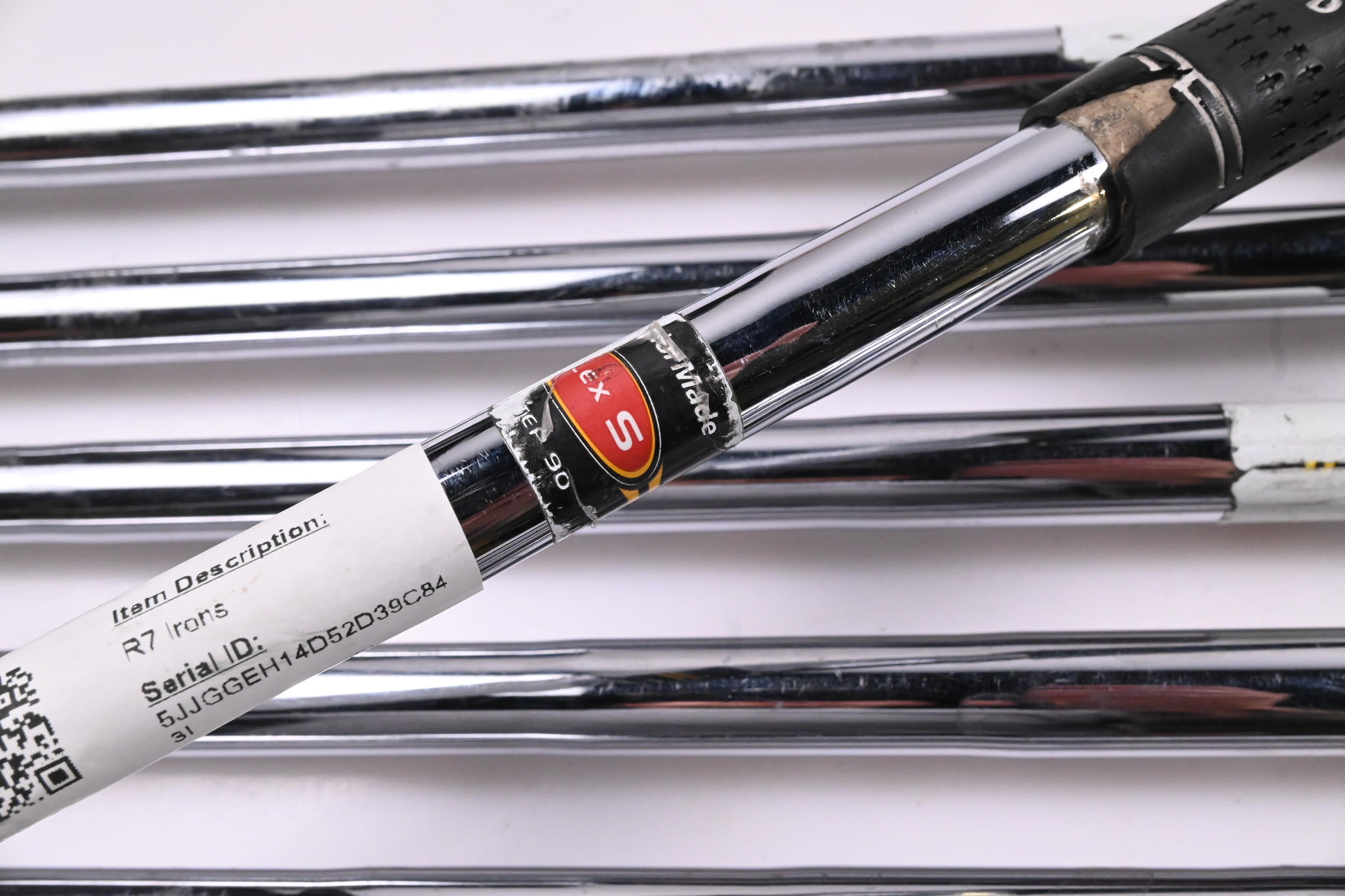 Left Hand Taylormade R7 Irons / 3-PW / Stiff Flex Taylormade 90 Shafts