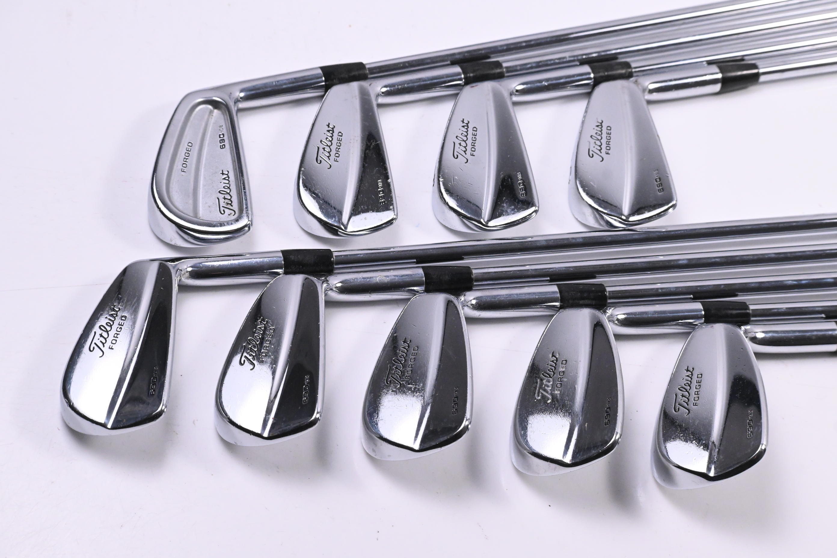Titleist 690CB/MB Irons / 2-PW / Regular Flex Dynamic Gold R300 Shafts