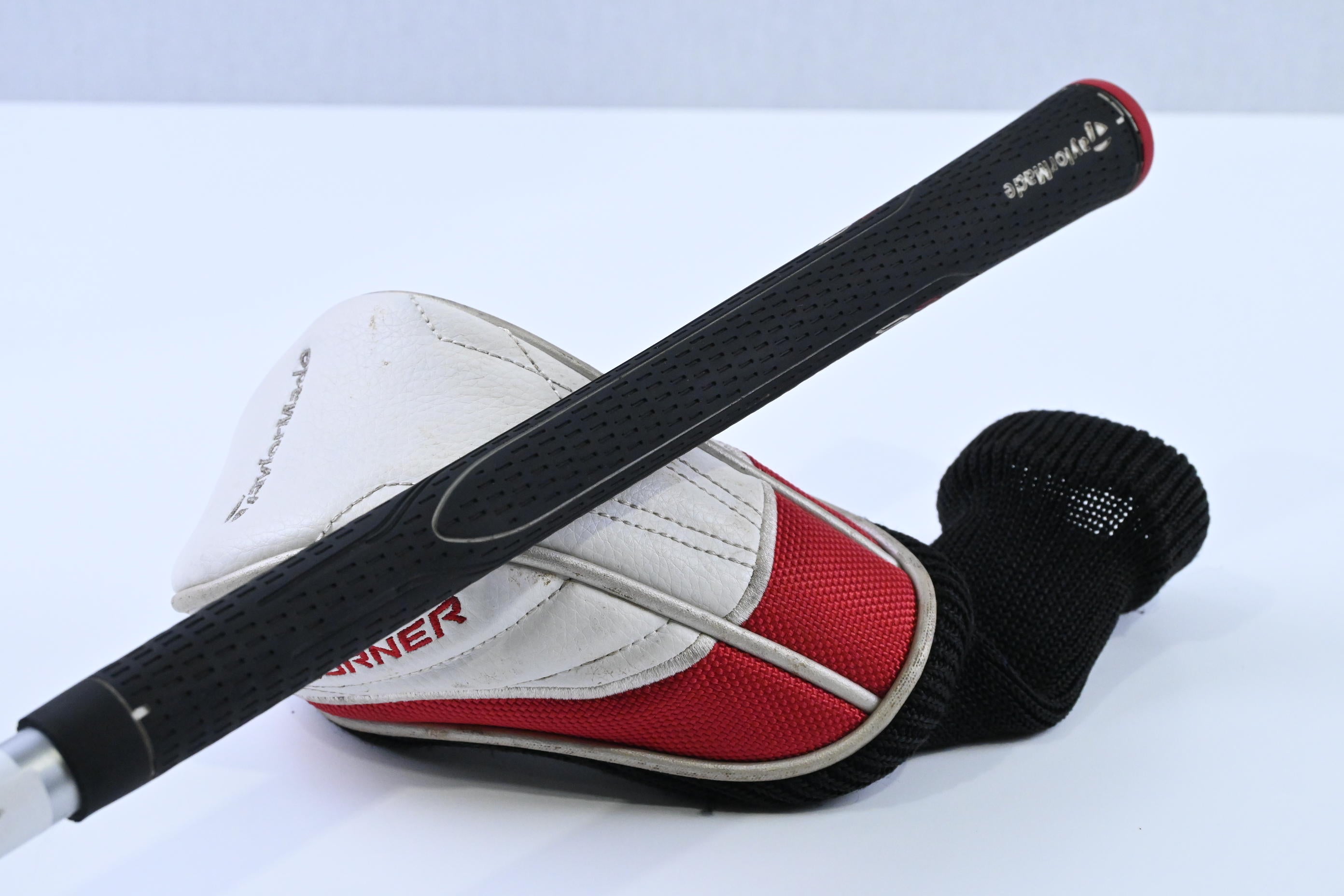 Left Hand Taylormade Aeroburner #4 Hybrid / 22 Degree / Regular Flex Rul-Z 70