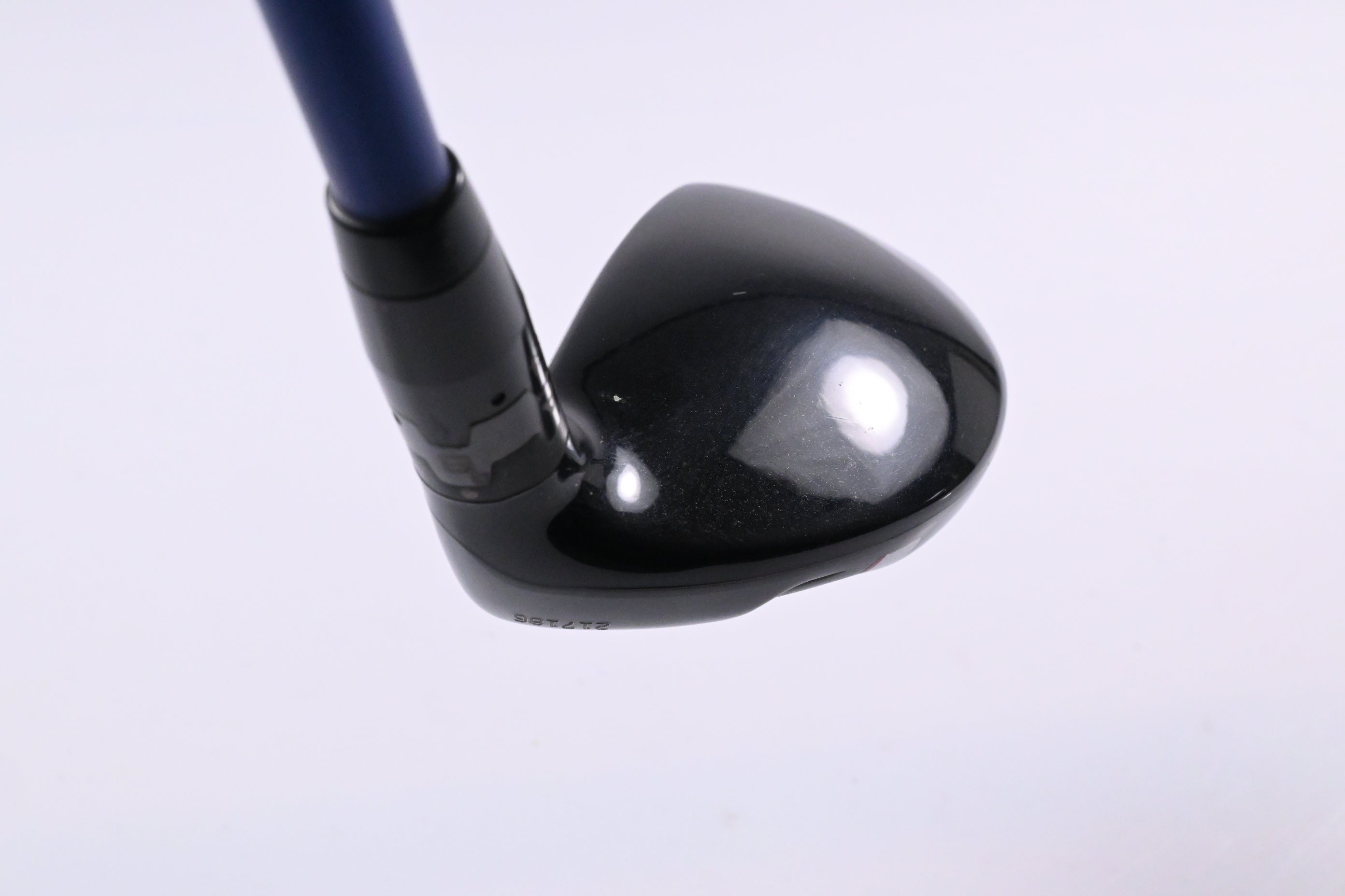 Titleist 913H.d #2 Hybrid / 18 Degree / Stiff Flex Diamana S+ Blue 72 Shaft