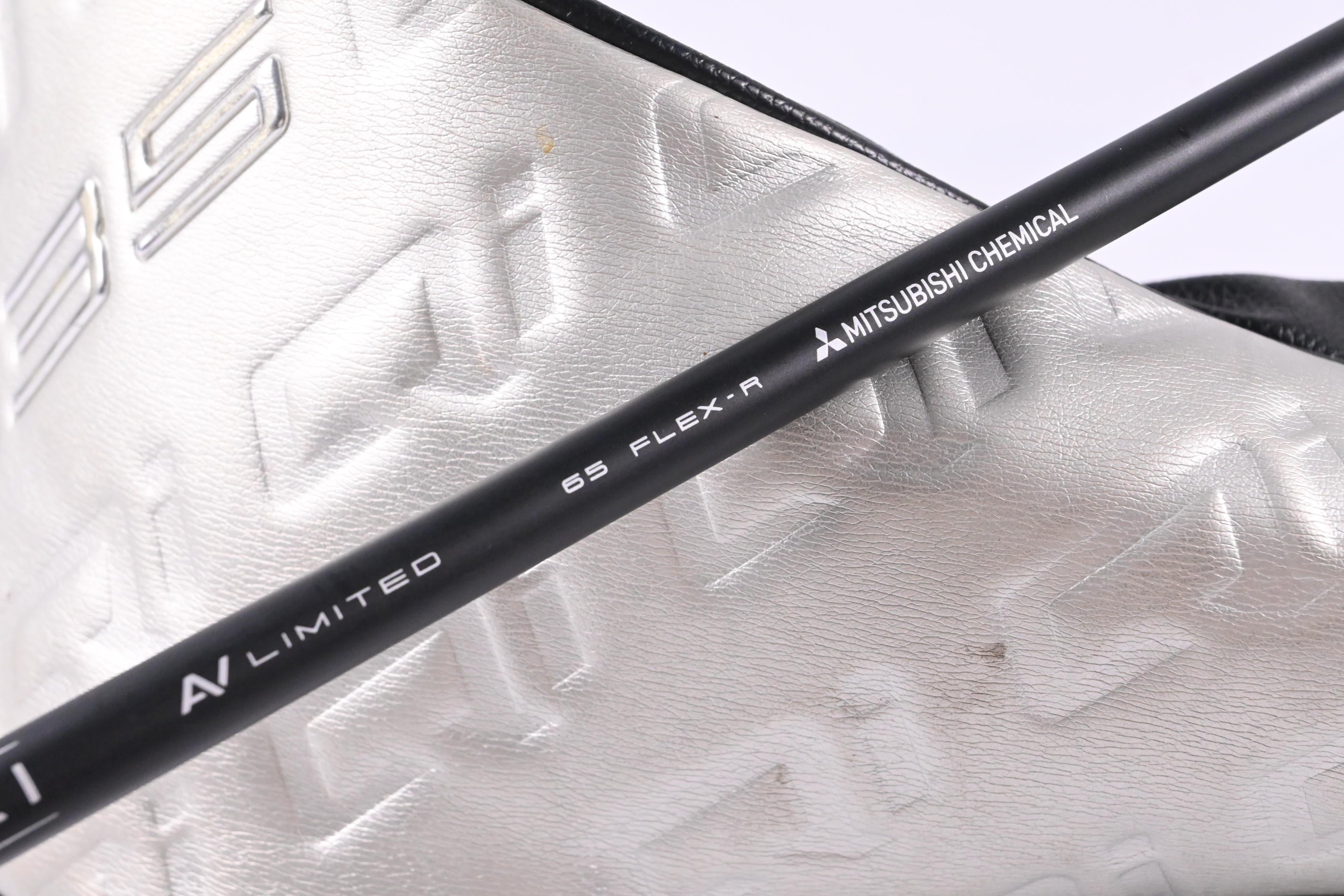 Taylormade Qi35 Driver / 9 Degree / Regular Flex Tensei AV Blue 65 Shaft